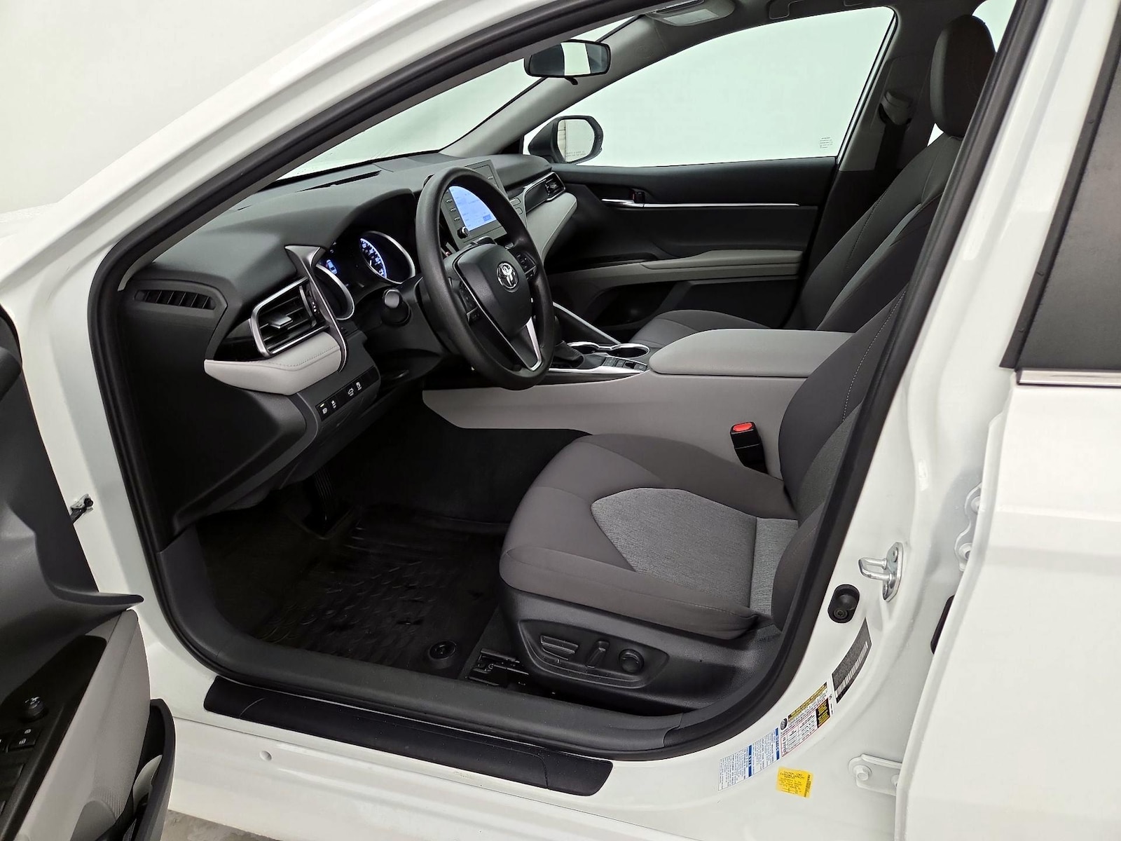 Power Seat(s) & Side Airbags