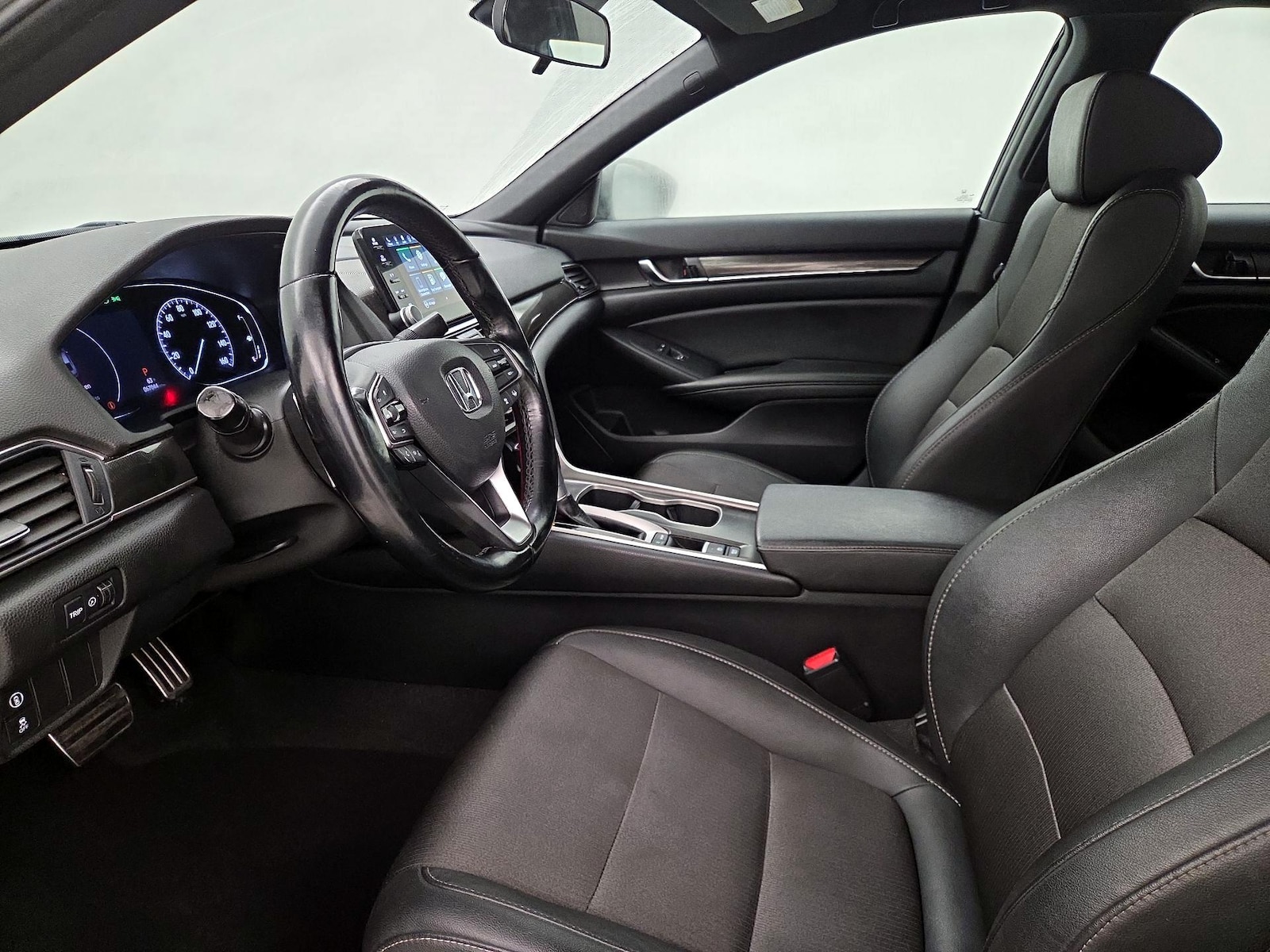 Power Seat(s) & Side Airbags