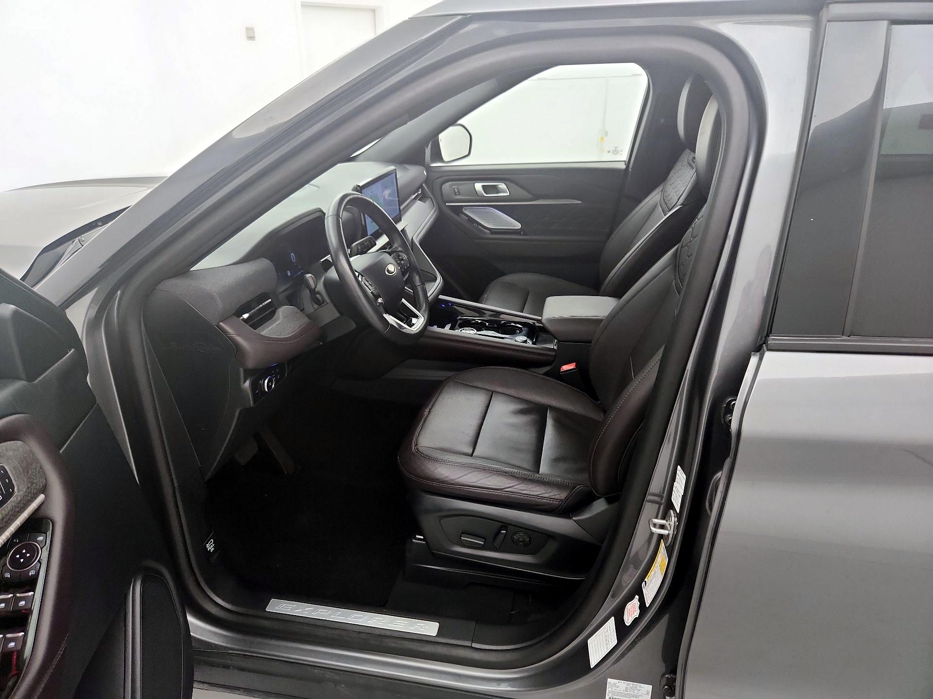 Thumbnail: 2025 Ford Explorer - 11