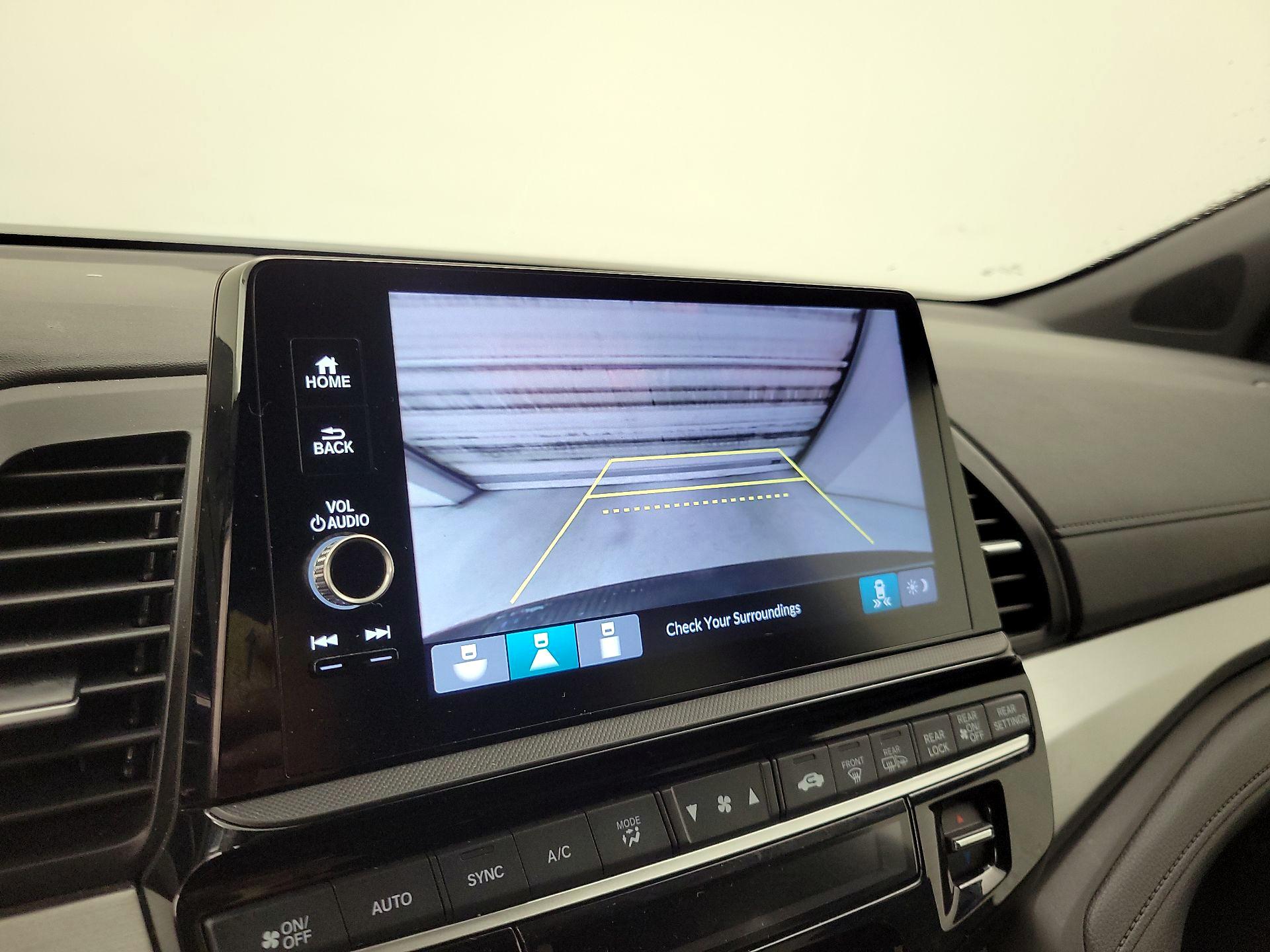 Thumbnail: 2025 Honda Odyssey - 14