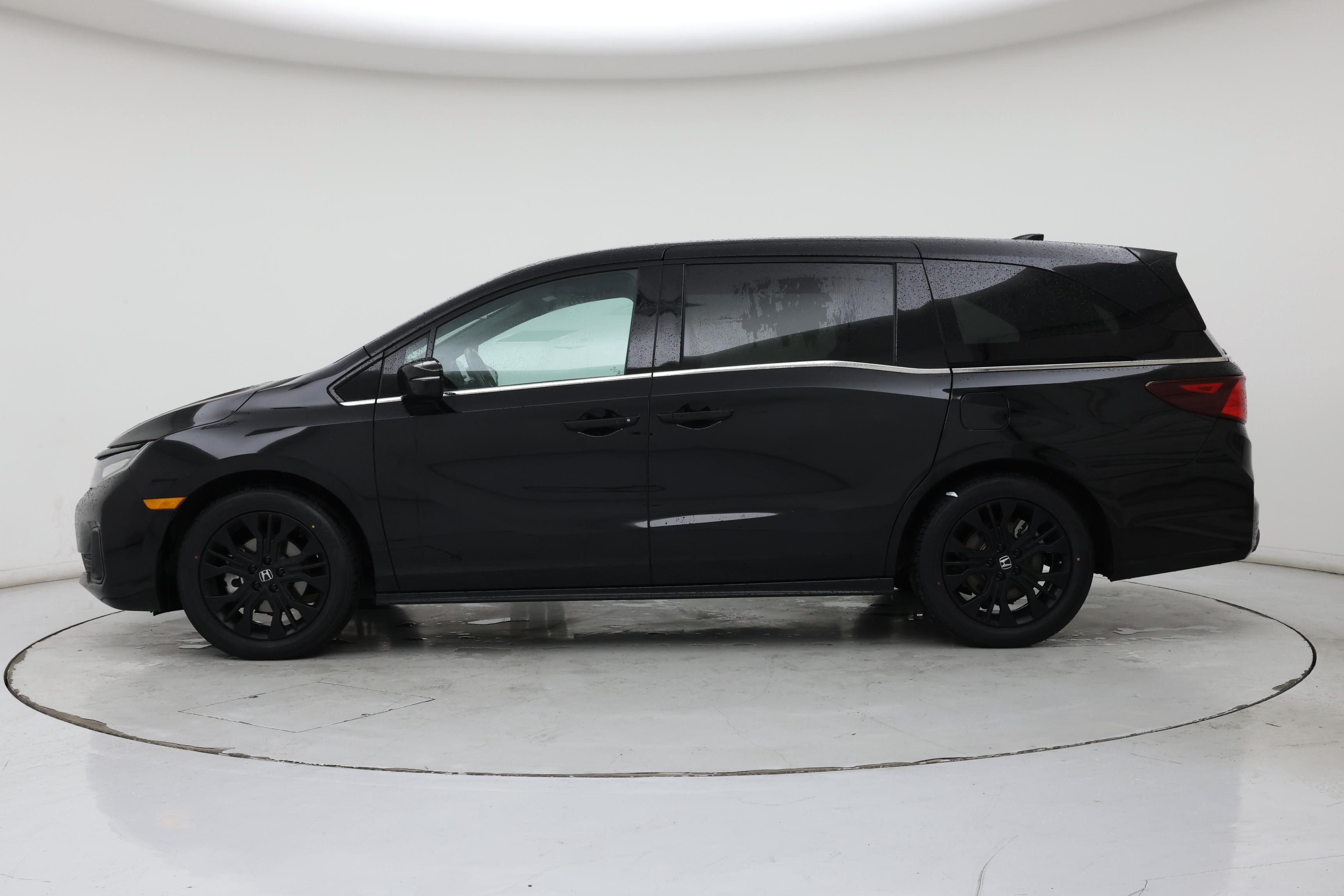 Thumbnail: 2025 Honda Odyssey - 3