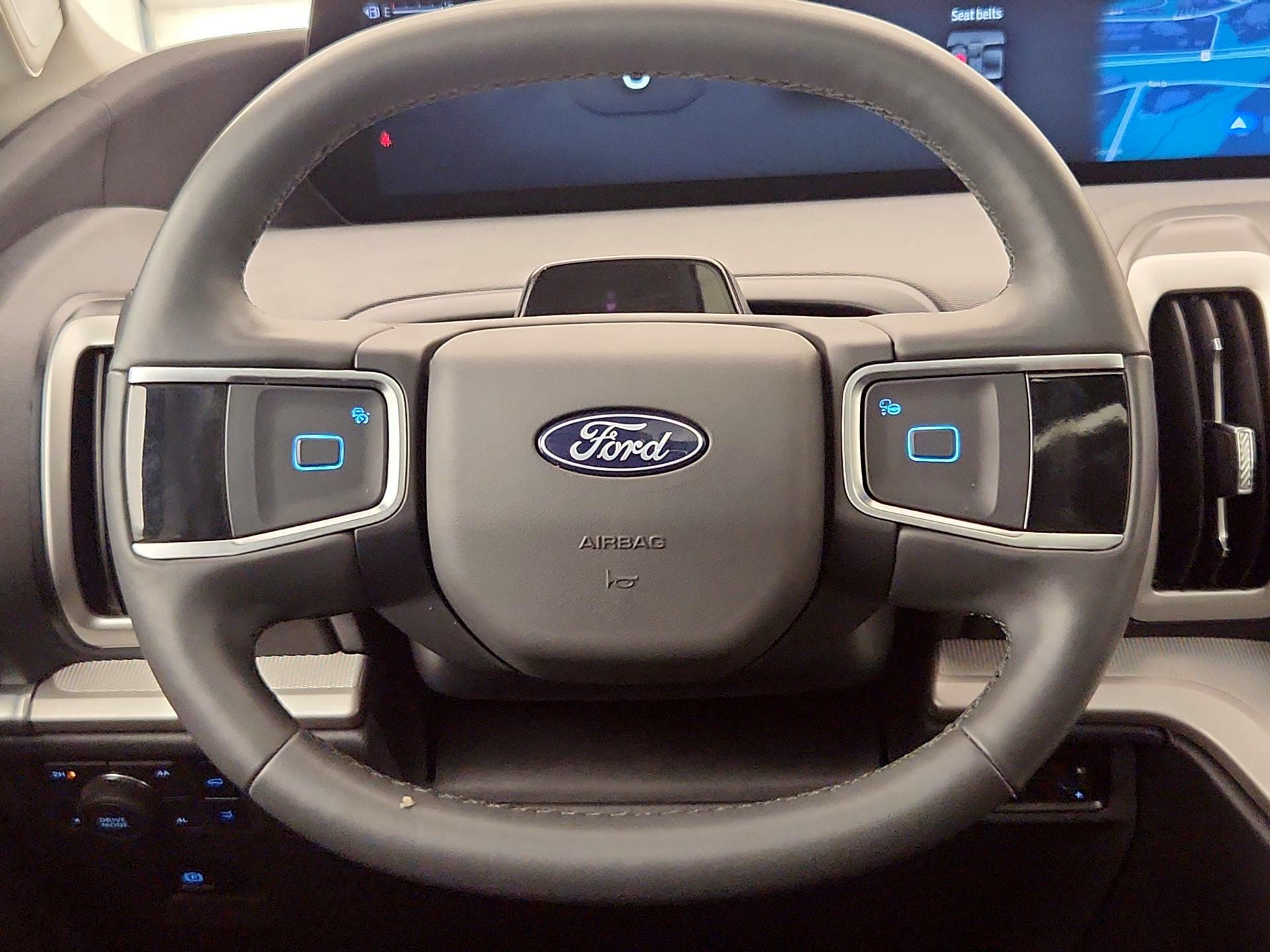 Thumbnail: 2025 Ford Expedition - 10