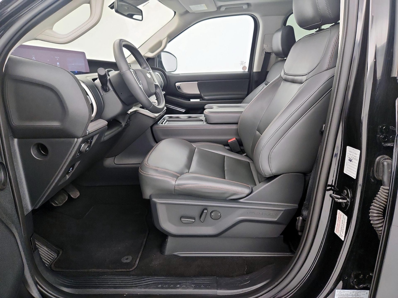 2025 Ford Expedition Active - Photo 12