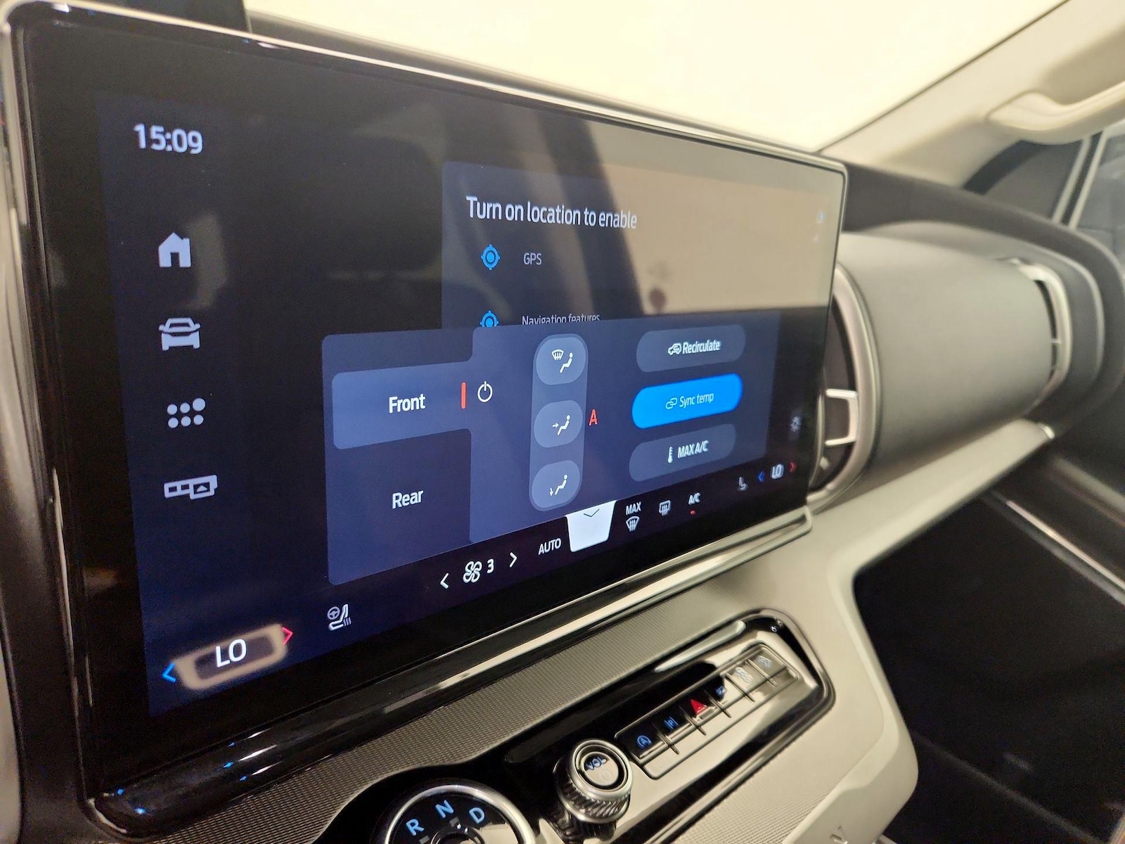 2025 Ford Expedition Active - Photo 18