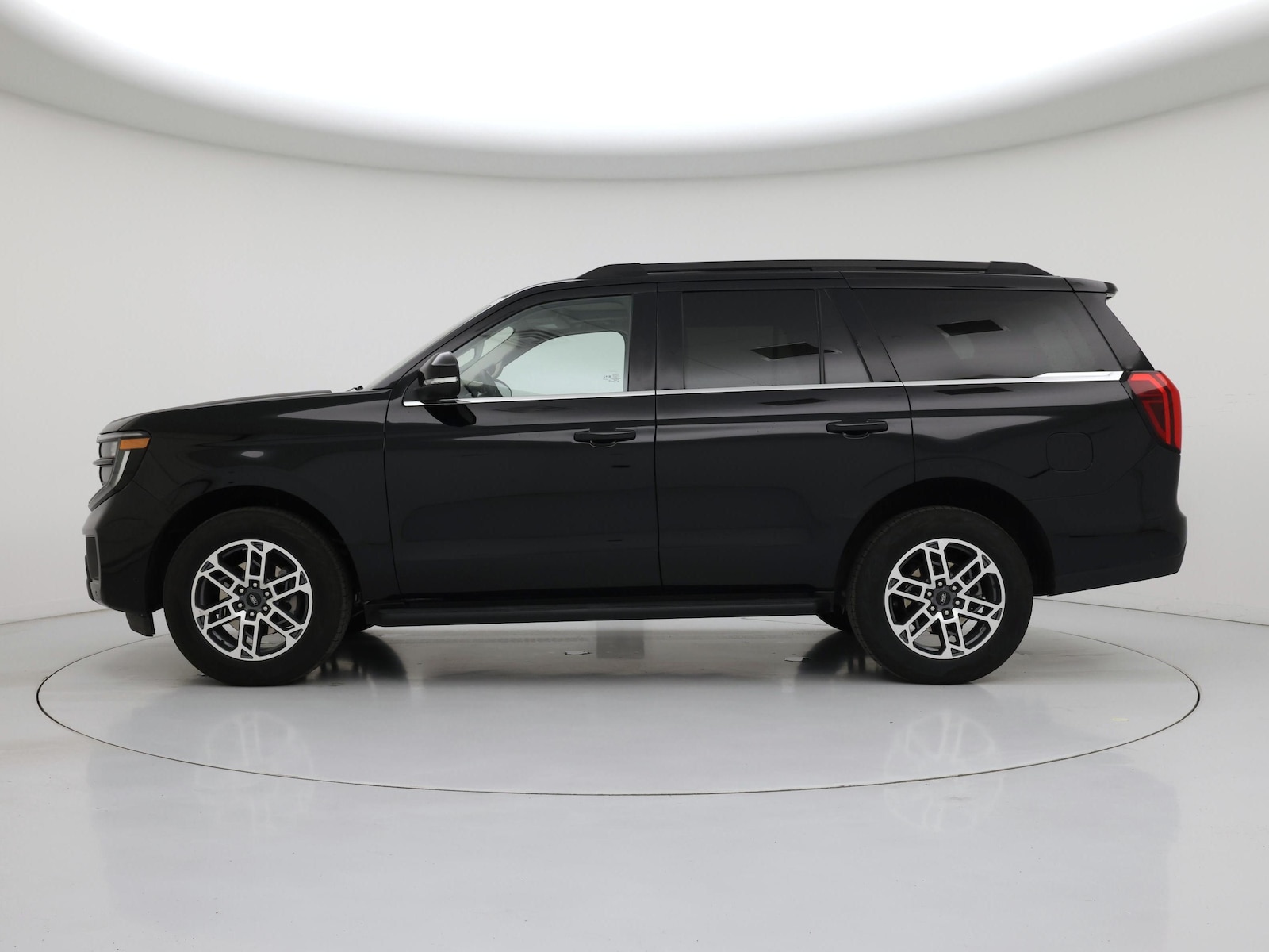 2025 Ford Expedition Active - Photo 4