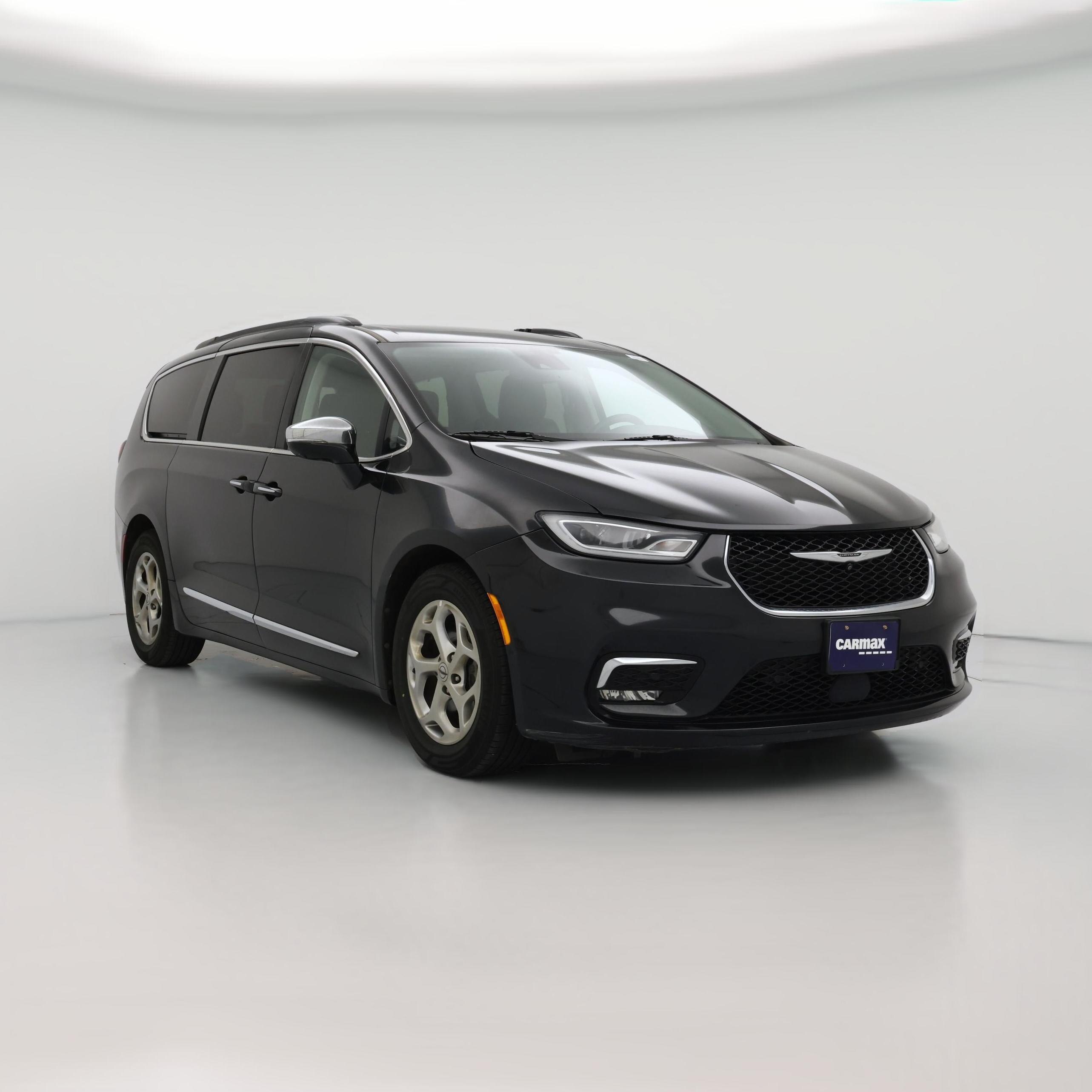 Thumbnail: 2022 Chrysler Pacifica - 1