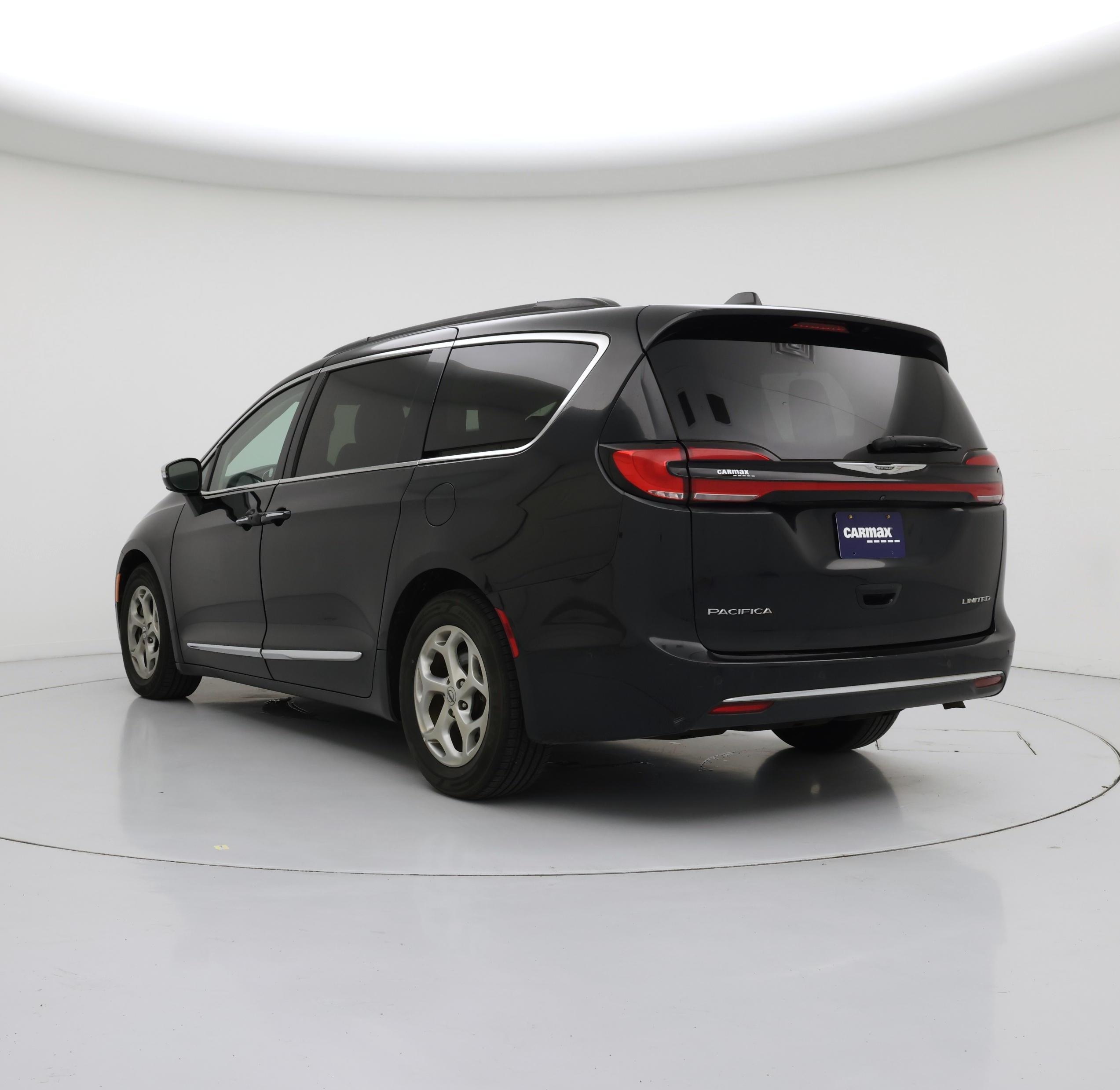 Thumbnail: 2022 Chrysler Pacifica - 2