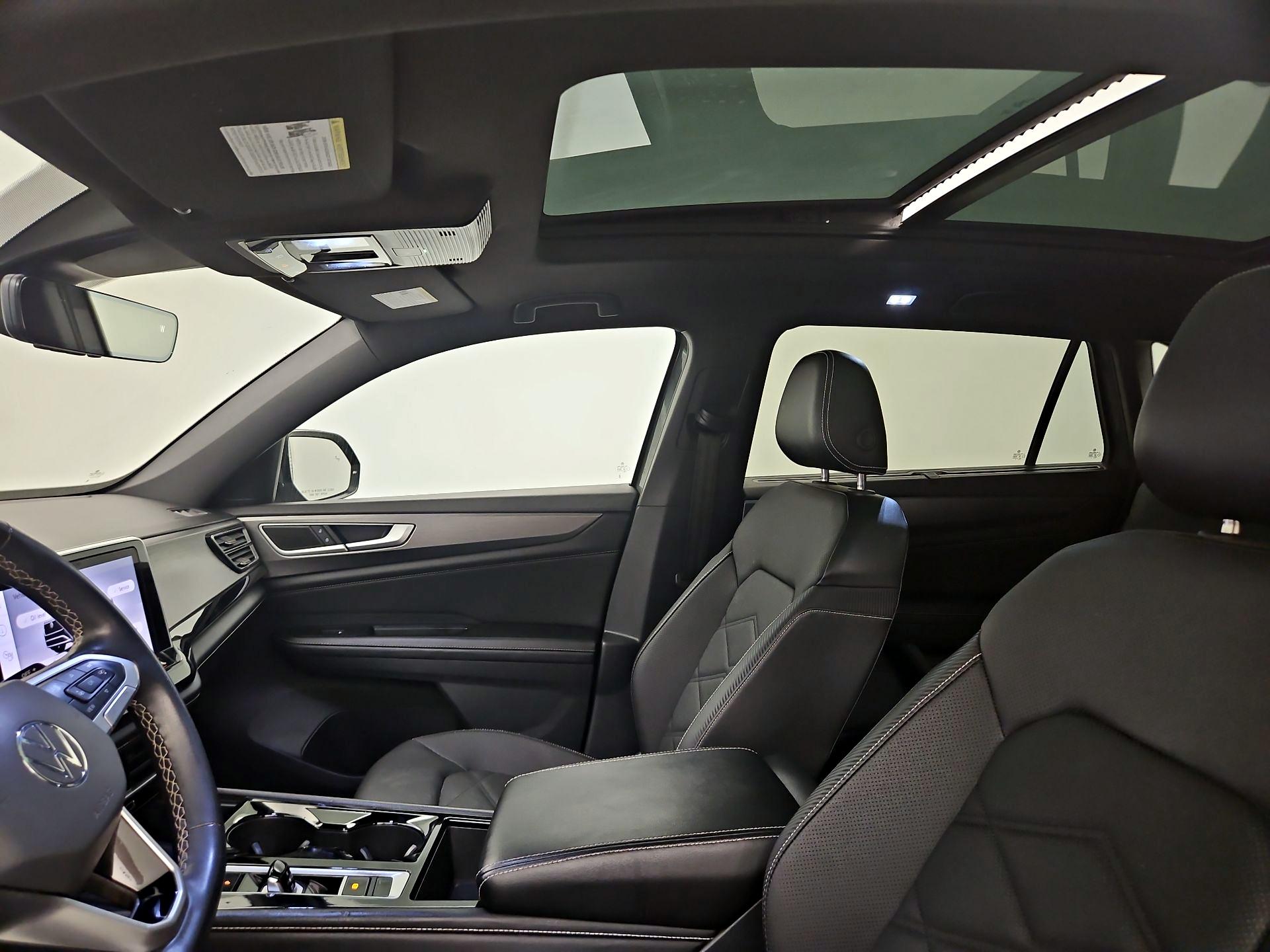 Thumbnail: 2024 Volkswagen Atlas - 19