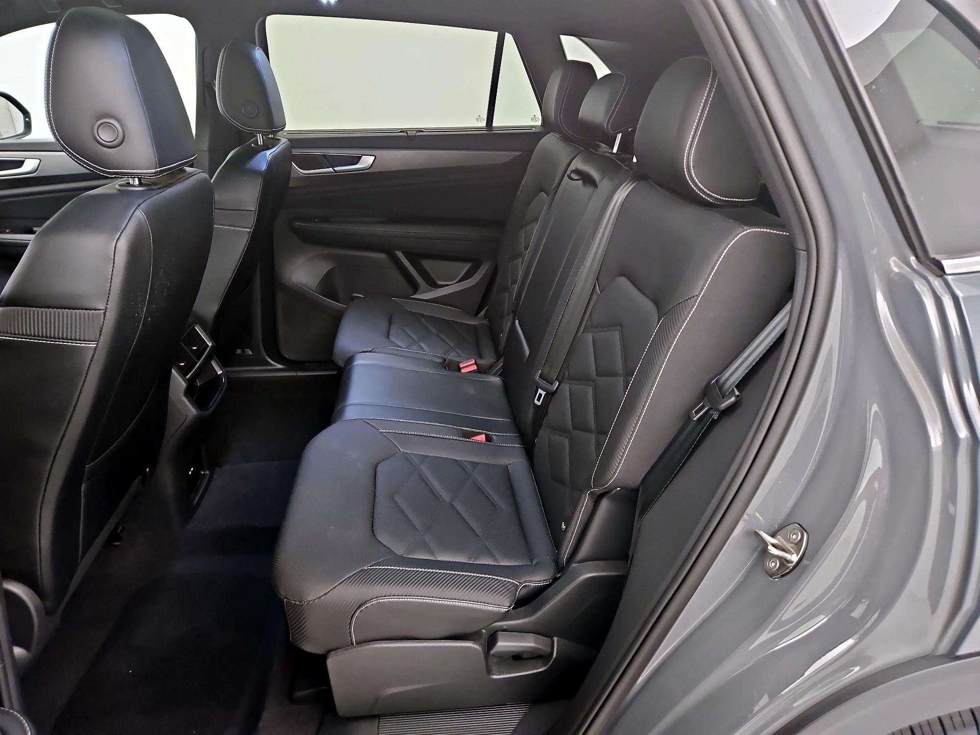 Thumbnail: 2024 Volkswagen Atlas - 20