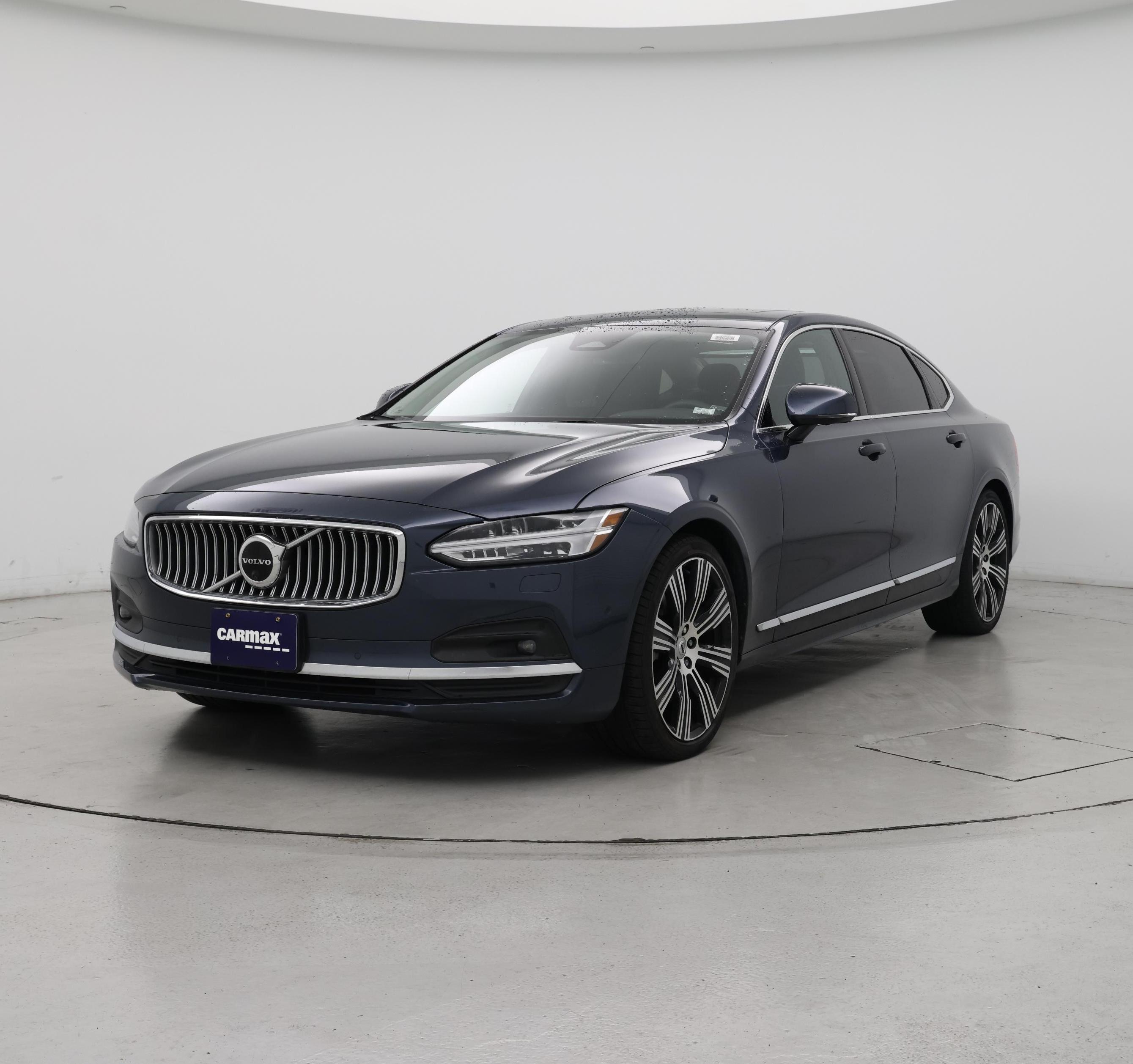Thumbnail: 2023 Volvo S90 - 4