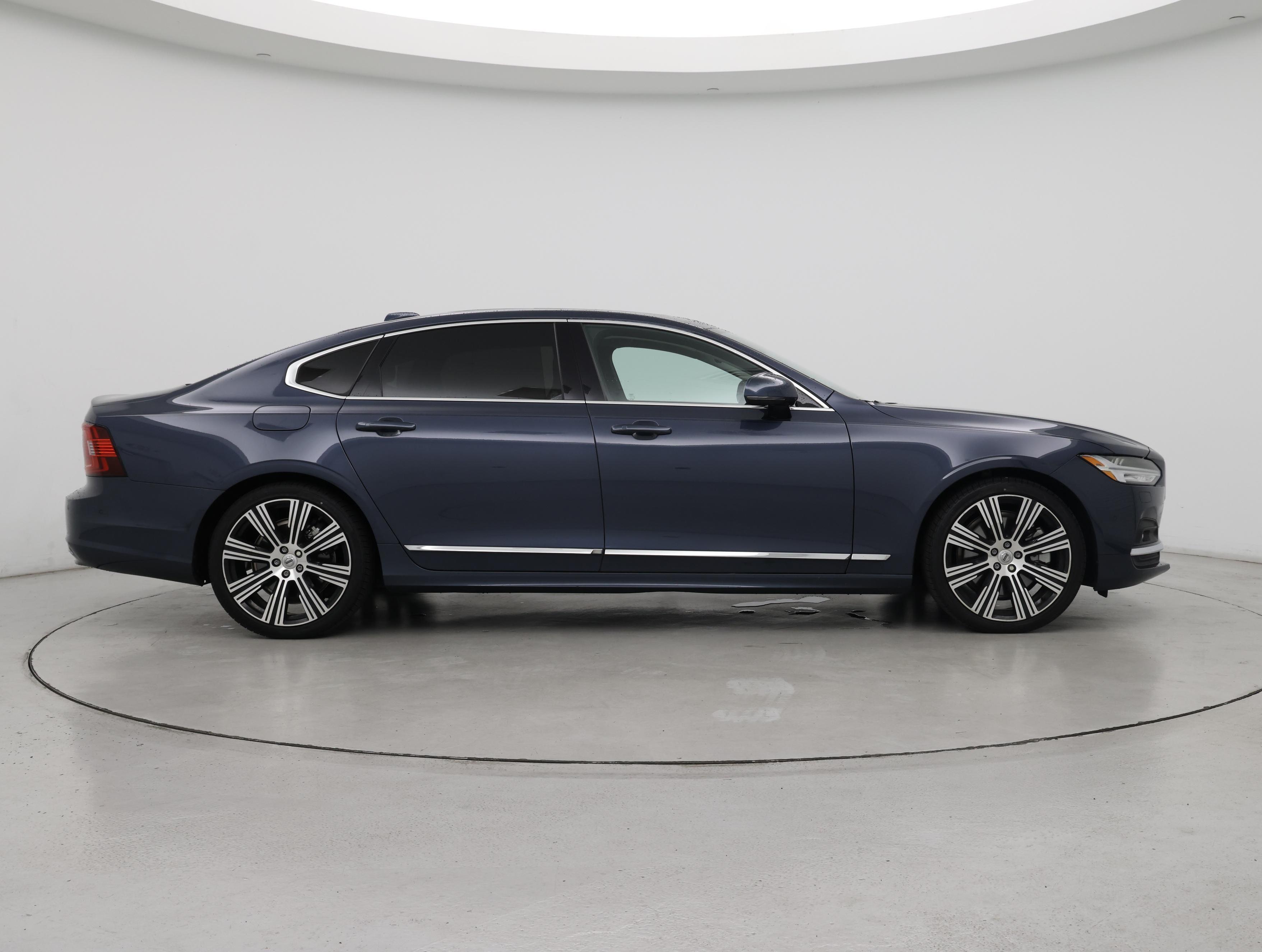 Thumbnail: 2023 Volvo S90 - 7