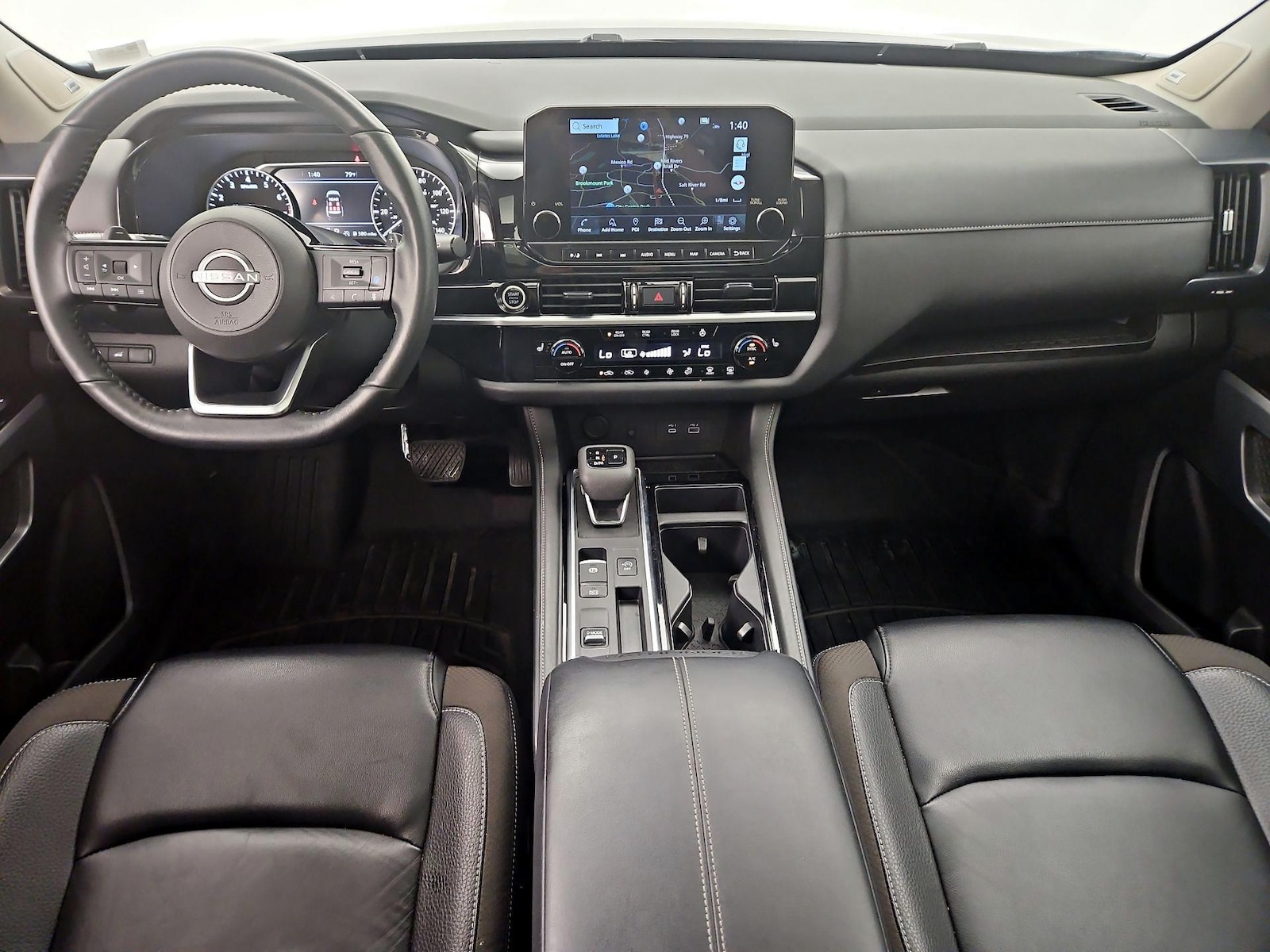 2024 Nissan Pathfinder SL - Photo 10
