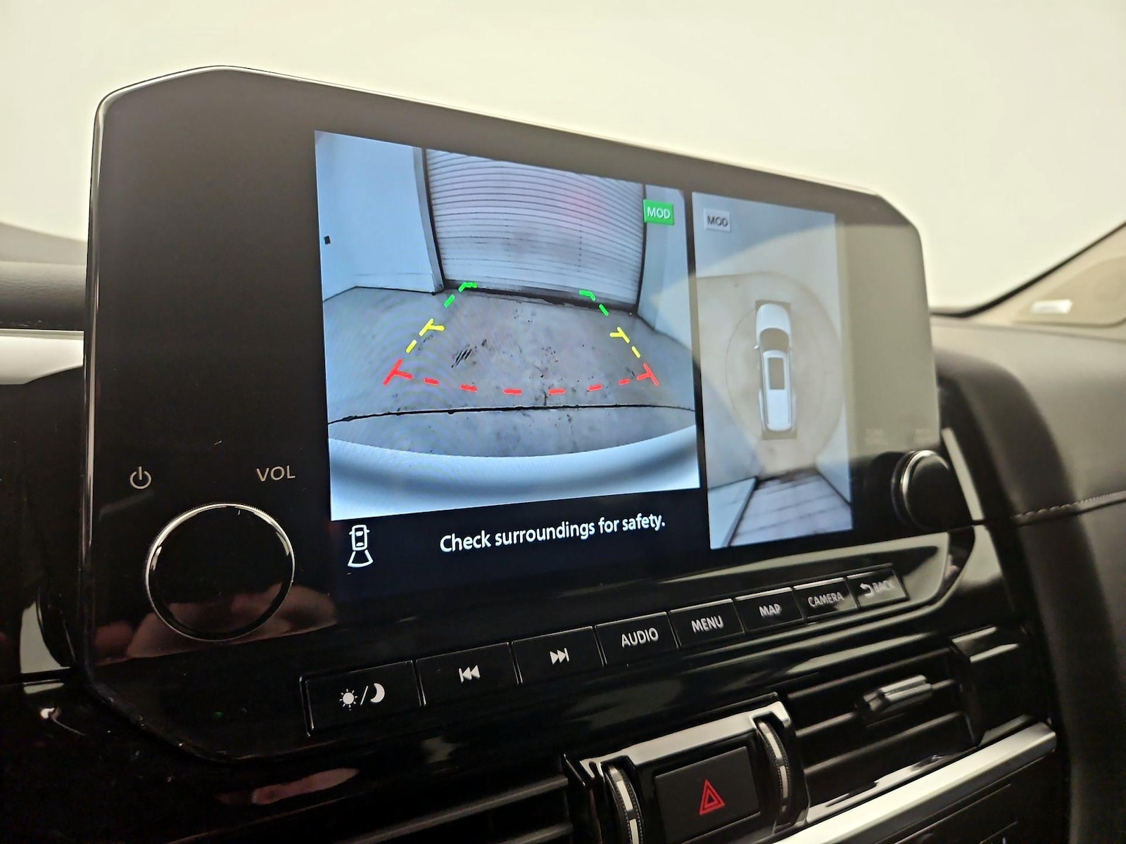 2024 Nissan Pathfinder SL - Photo 16