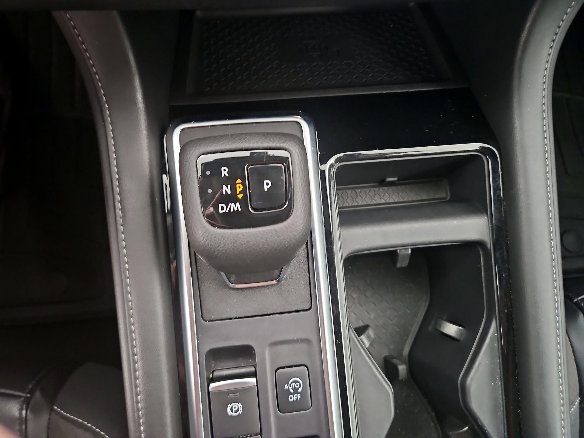 Thumbnail: 2024 Nissan Pathfinder - 18