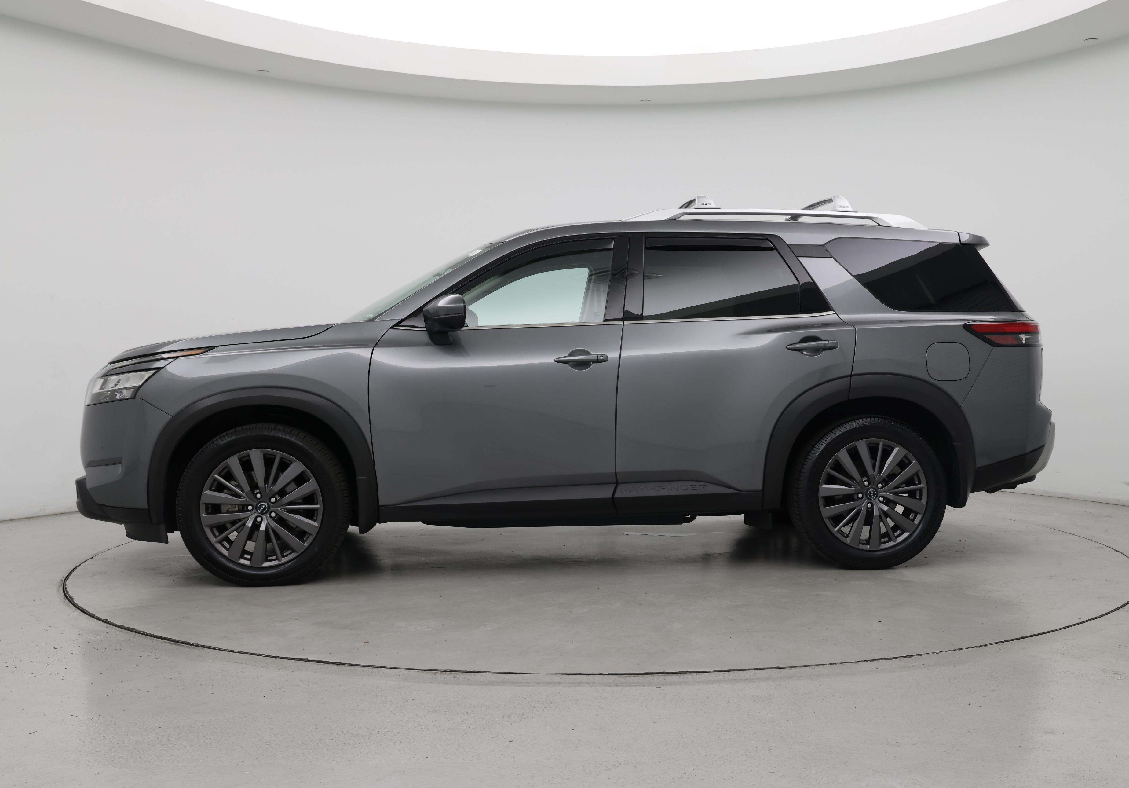 Thumbnail: 2024 Nissan Pathfinder - 3