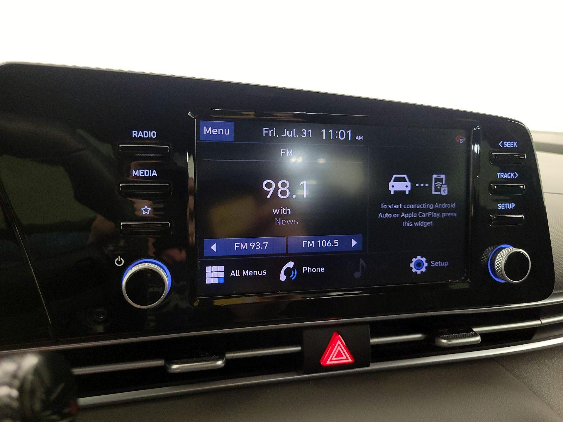 Thumbnail: 2022 Hyundai Elantra - 15