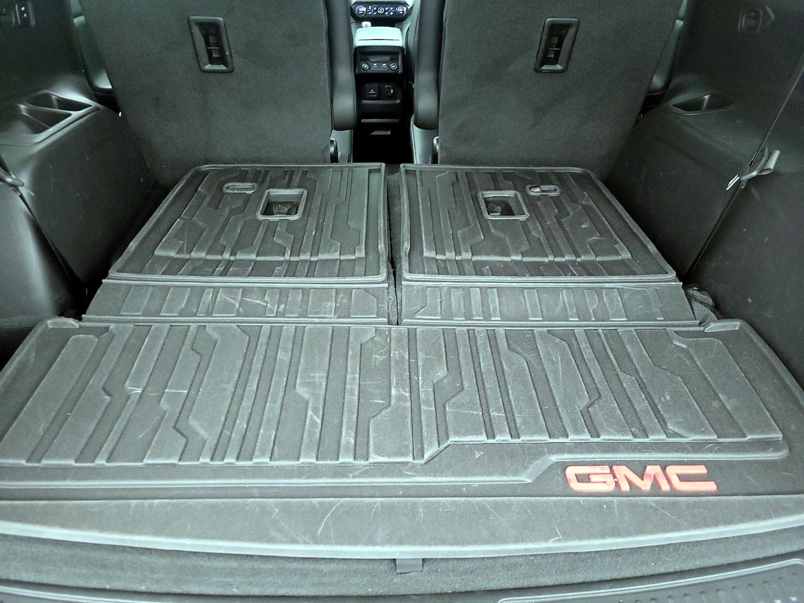 2019 GMC Acadia SLT-1 - Photo 24