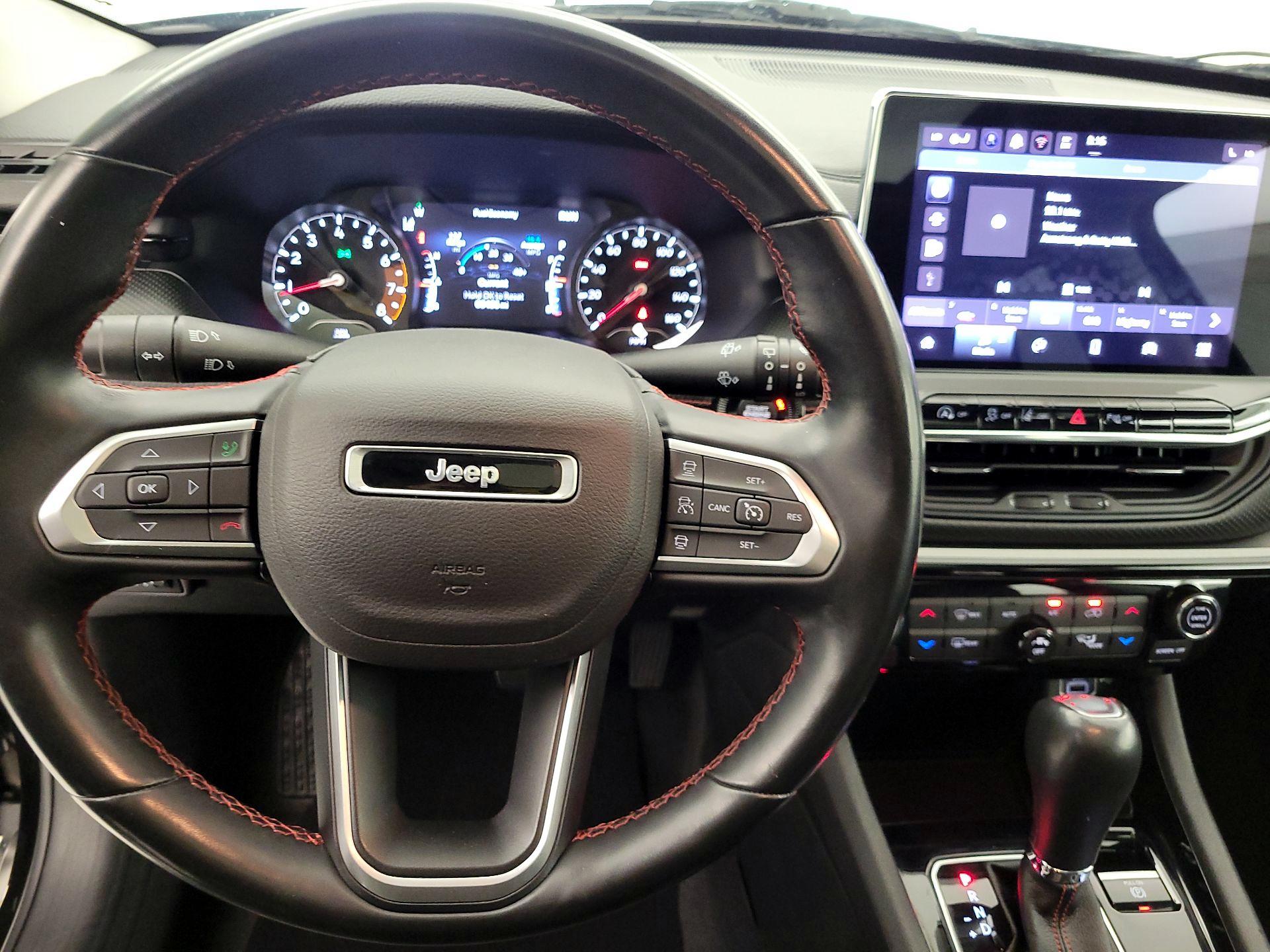 Thumbnail: 2022 Jeep Compass - 10