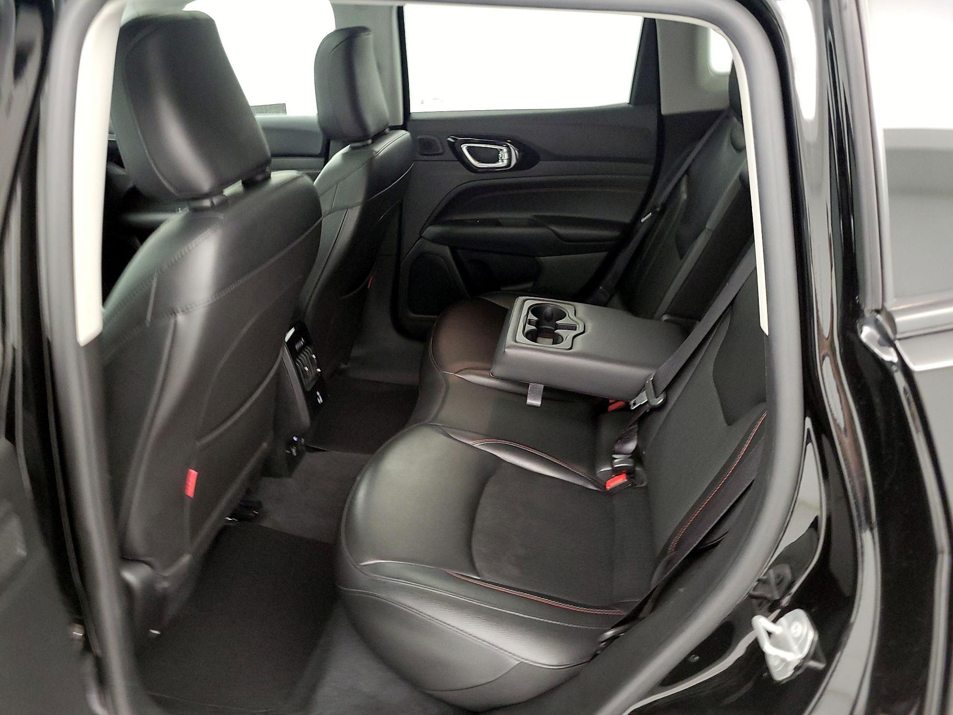 Thumbnail: 2022 Jeep Compass - 20