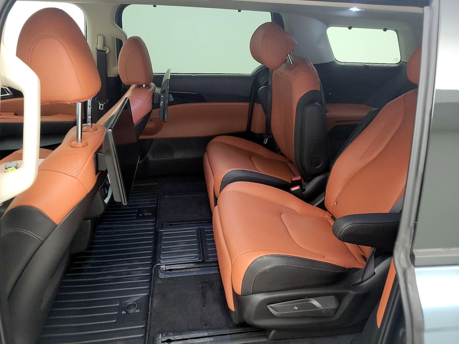 2026 Kia Carnival SX Prestige - Photo 22
