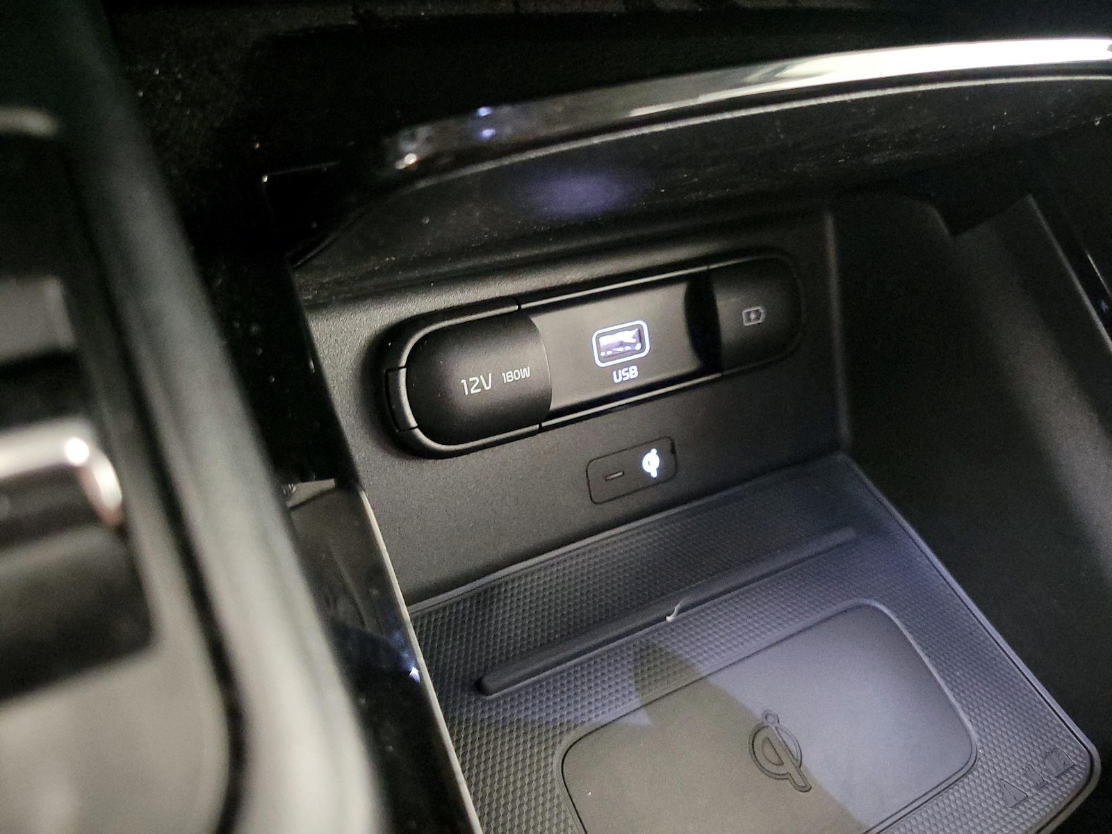 2022 Kia Telluride S - Photo 20