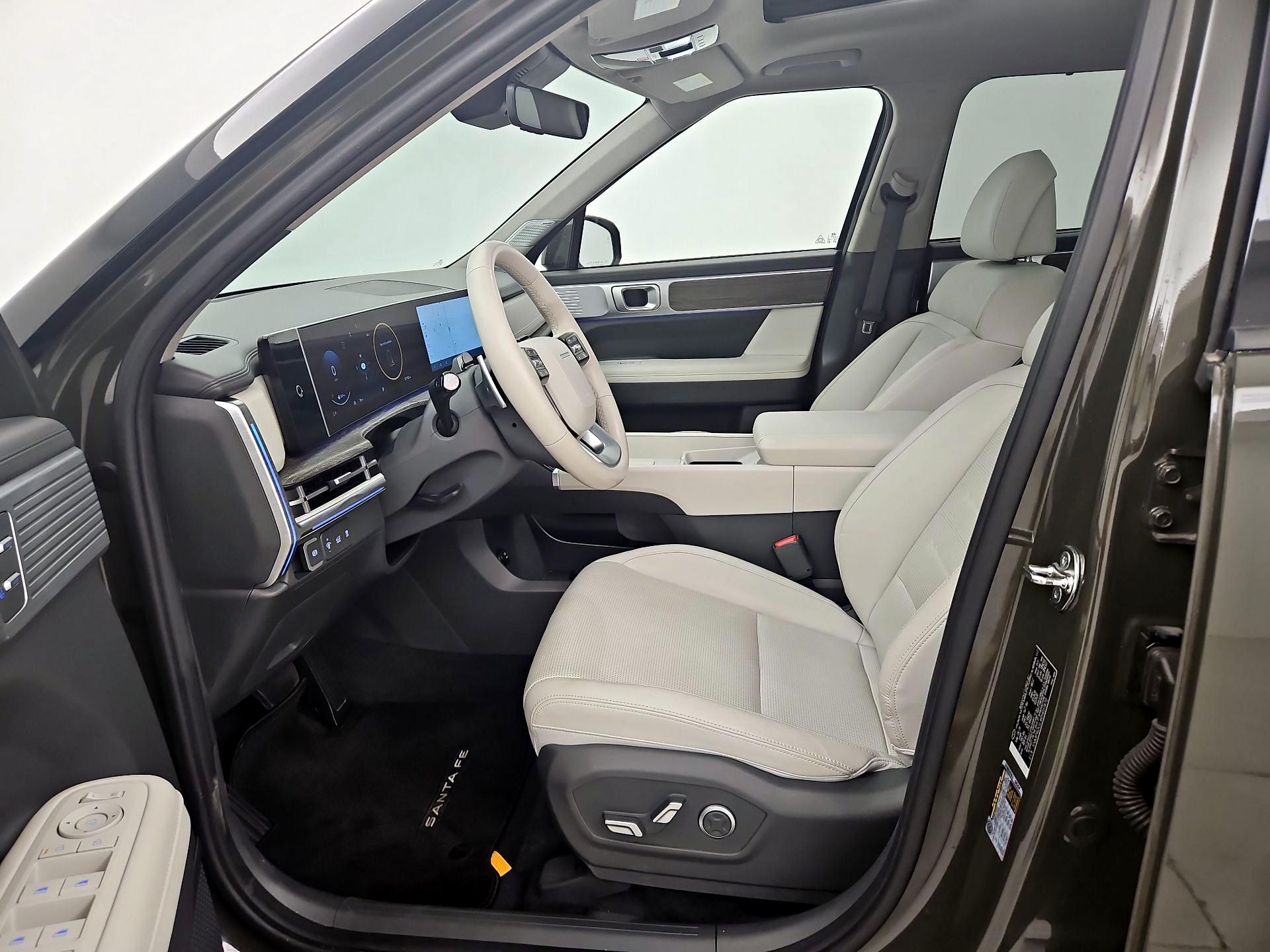 Thumbnail: 2024 Hyundai Santa Fe - 11