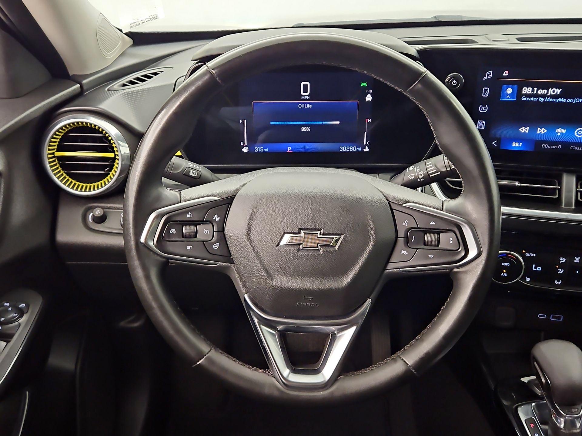 Thumbnail: 2025 Chevrolet Trax - 10