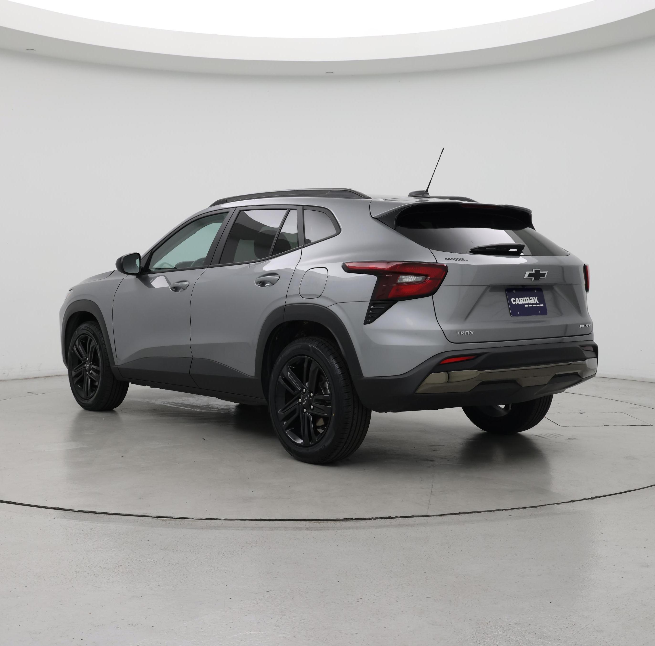 Thumbnail: 2025 Chevrolet Trax - 2