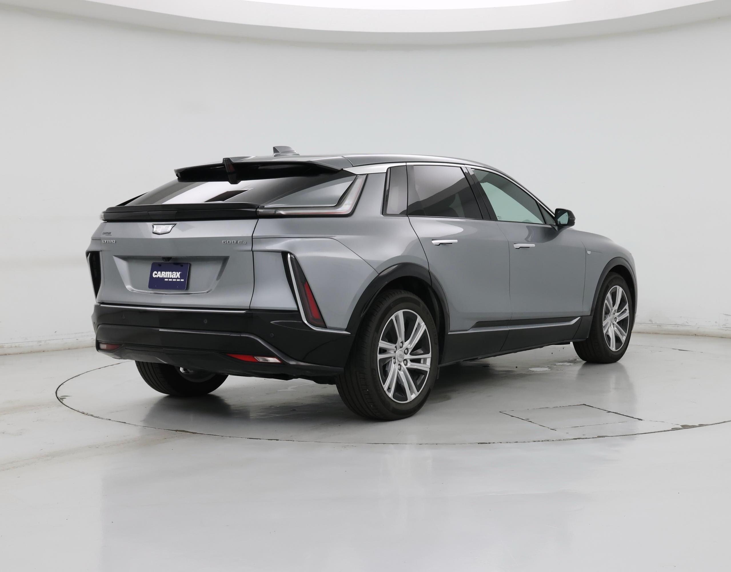 Thumbnail: 2024 Cadillac Lyriq - 8