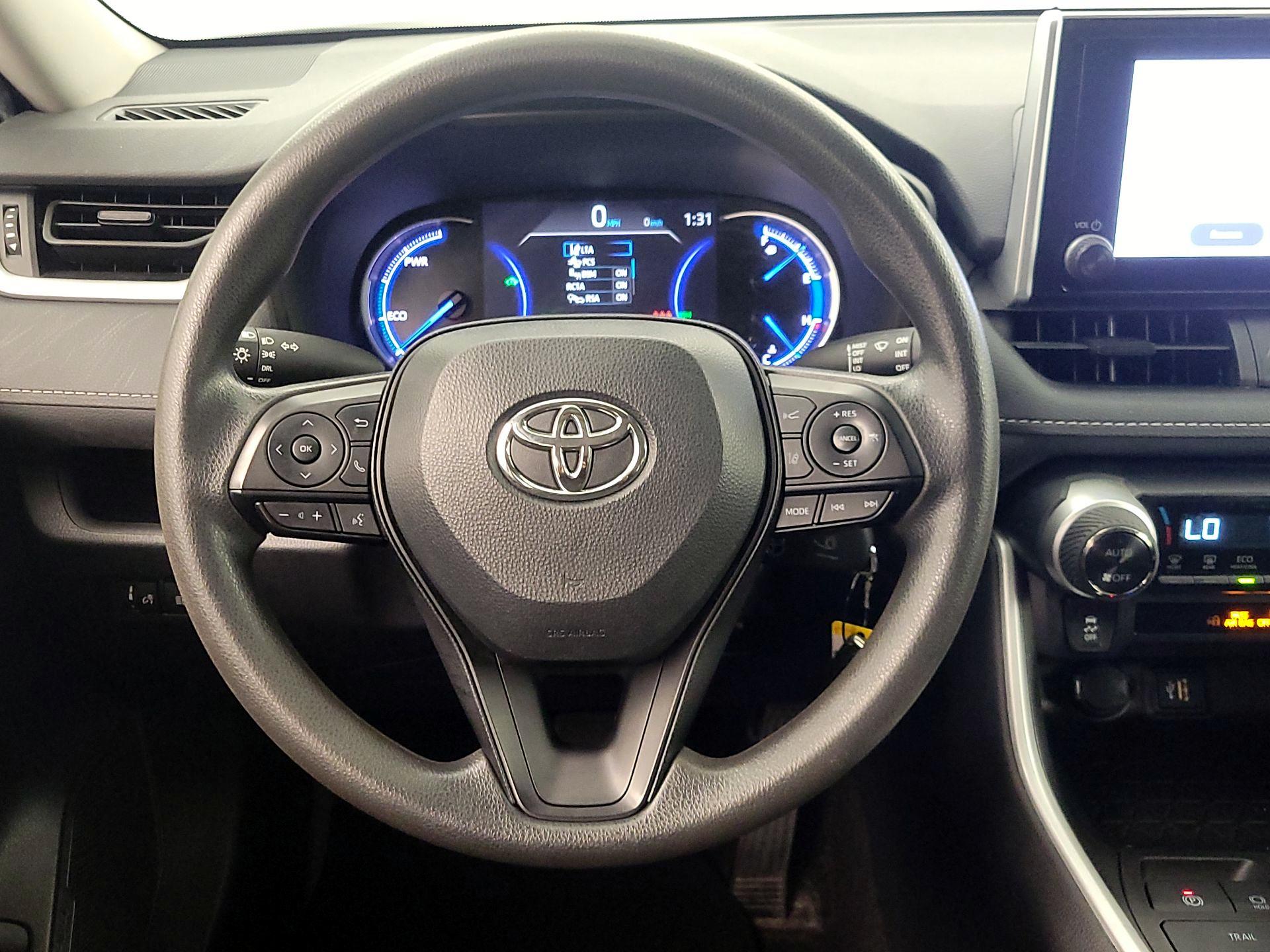 Thumbnail: 2024 Toyota RAV4 - 10