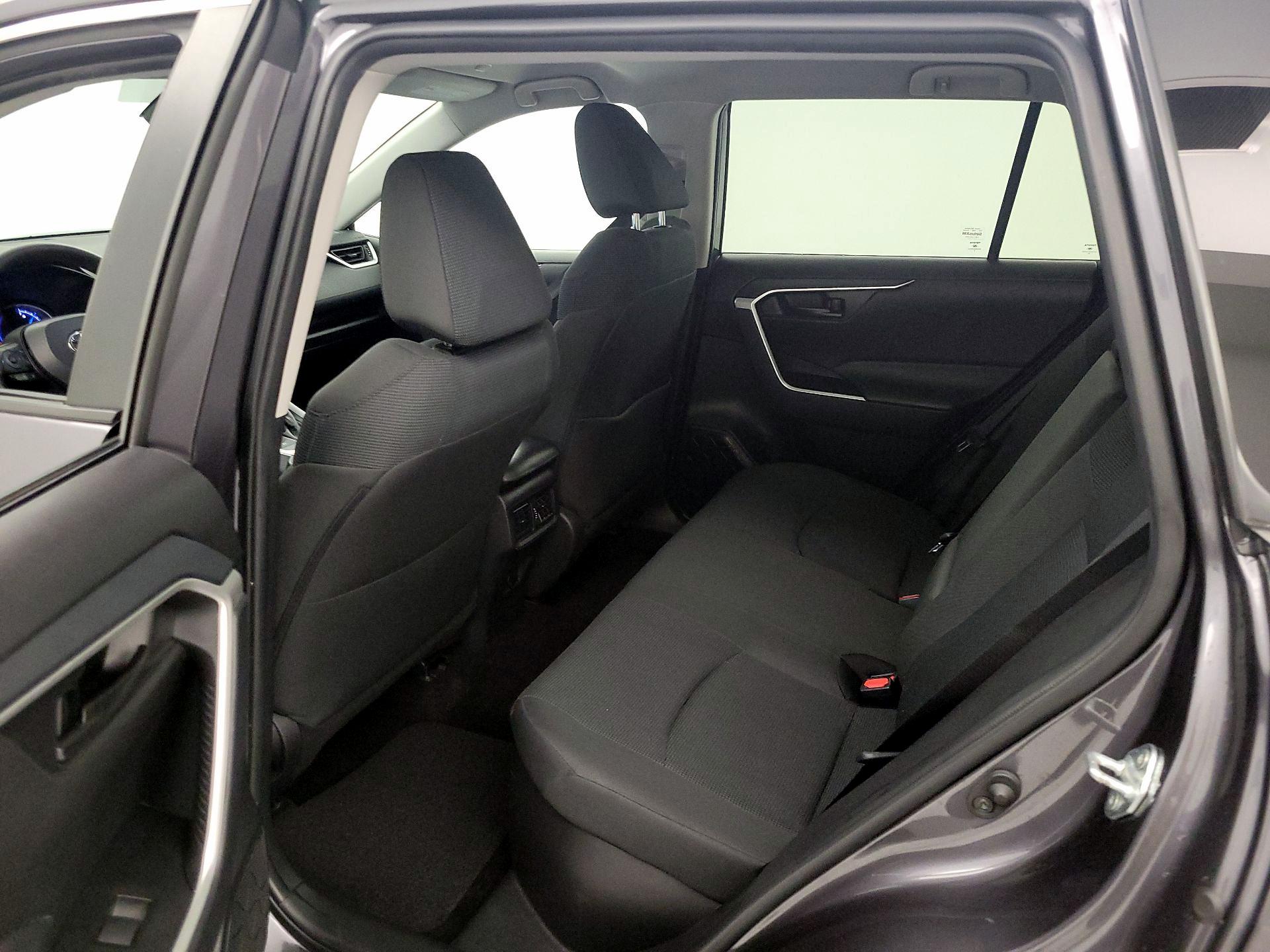 Thumbnail: 2024 Toyota RAV4 - 17