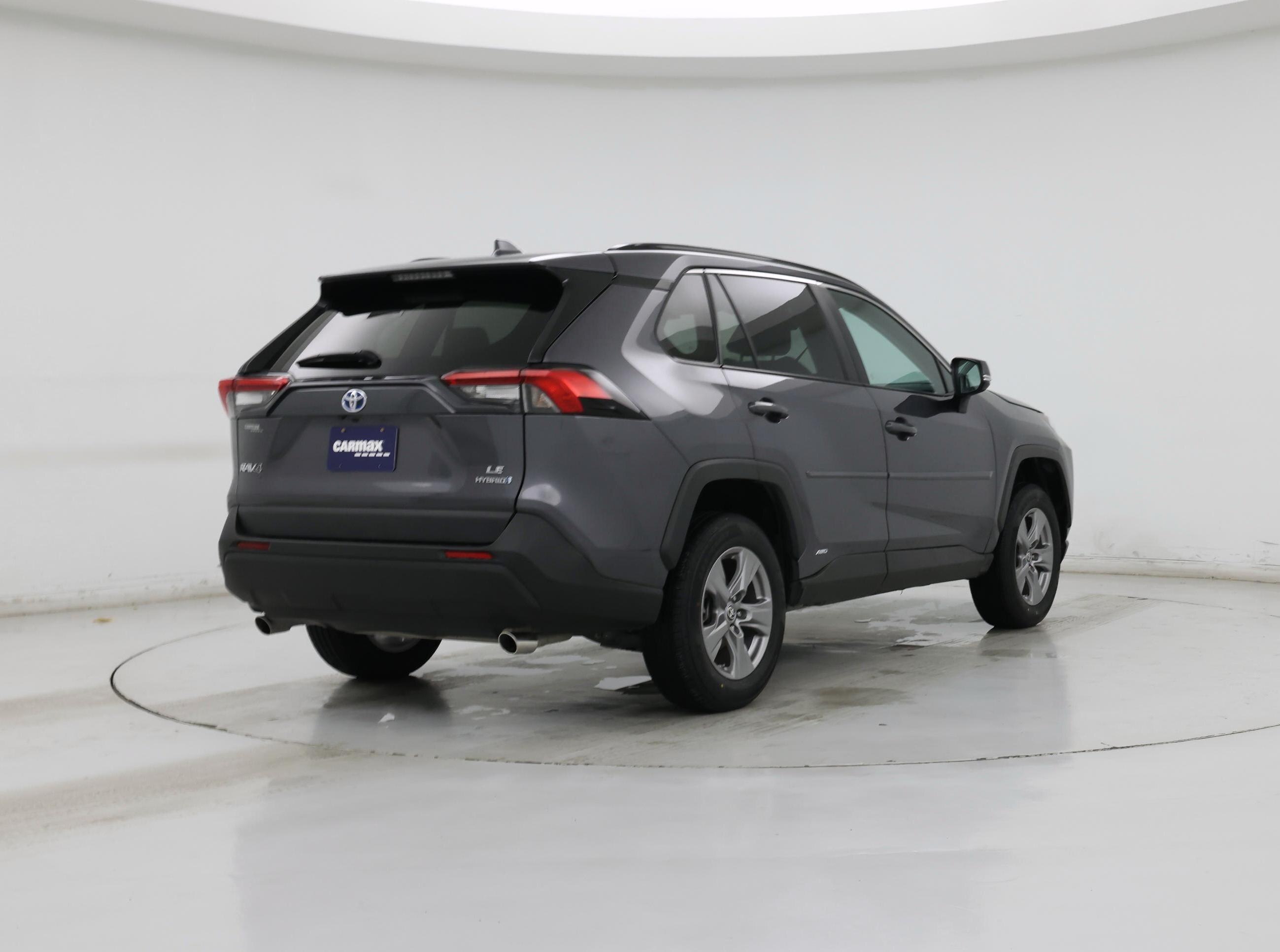 Thumbnail: 2024 Toyota RAV4 - 8