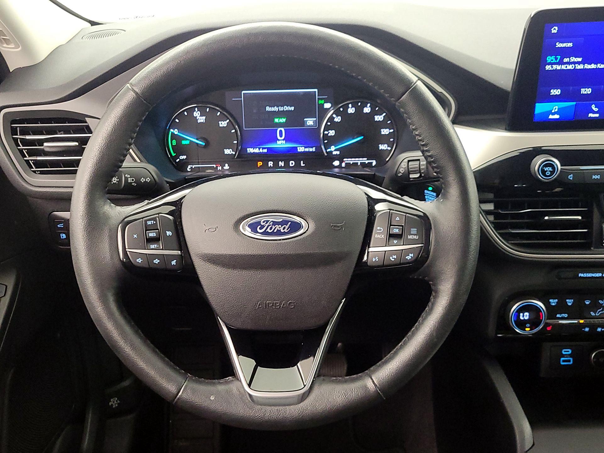 Thumbnail: 2021 Ford Escape - 10