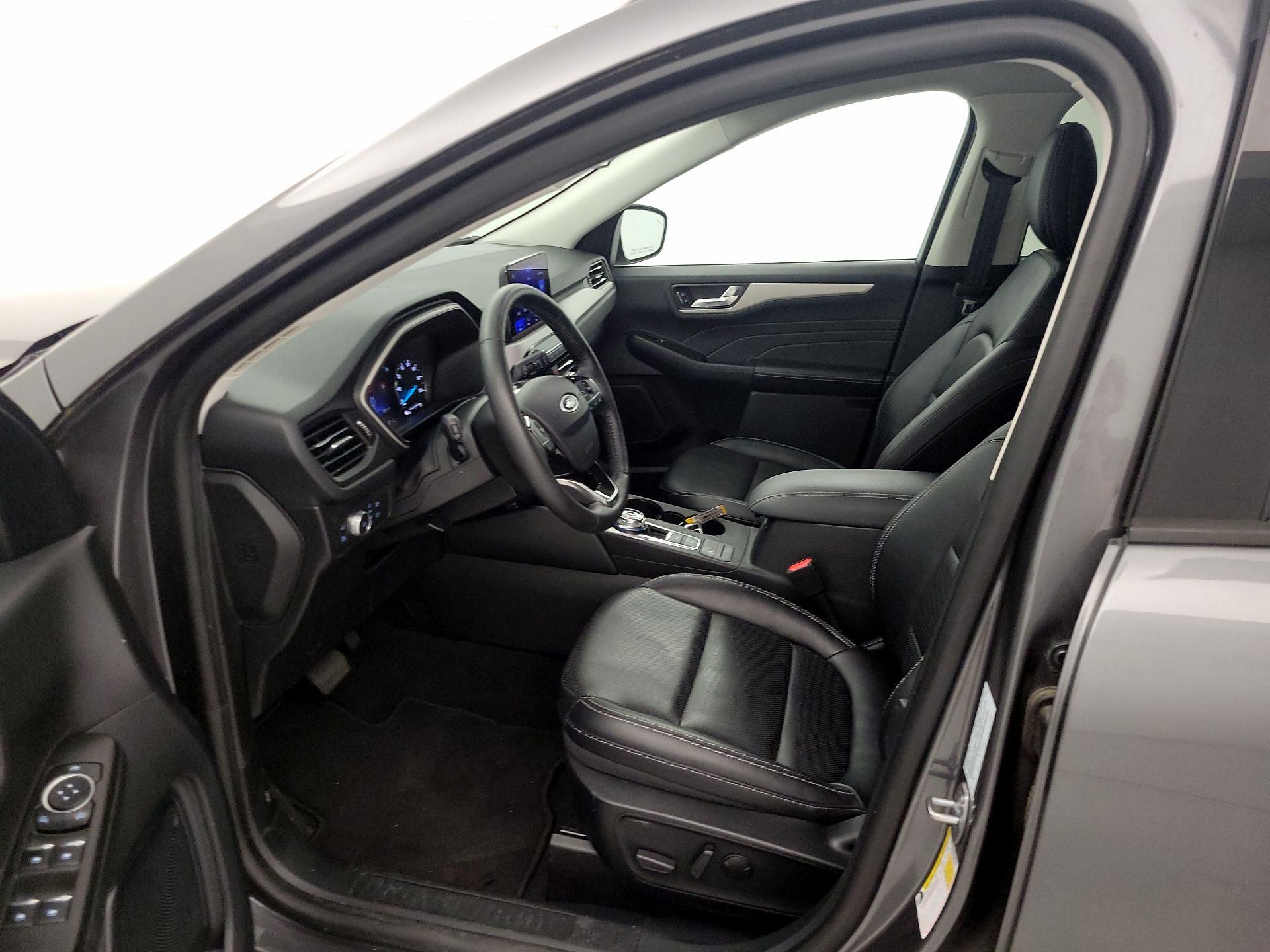 Thumbnail: 2021 Ford Escape - 11