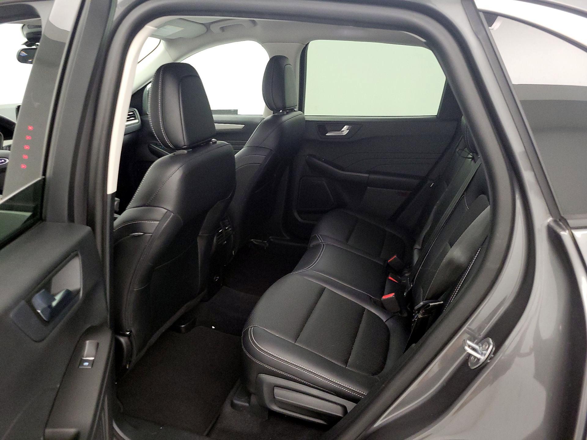 Thumbnail: 2021 Ford Escape - 19