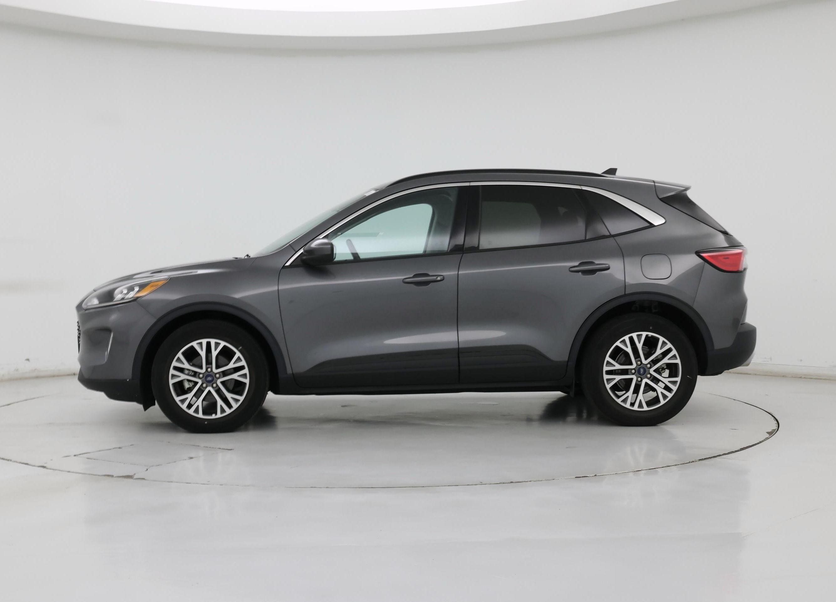 Thumbnail: 2021 Ford Escape - 3