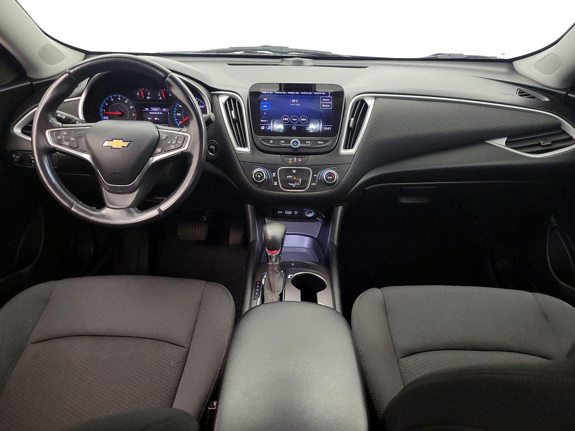Thumbnail: 2022 Chevrolet Malibu - 9
