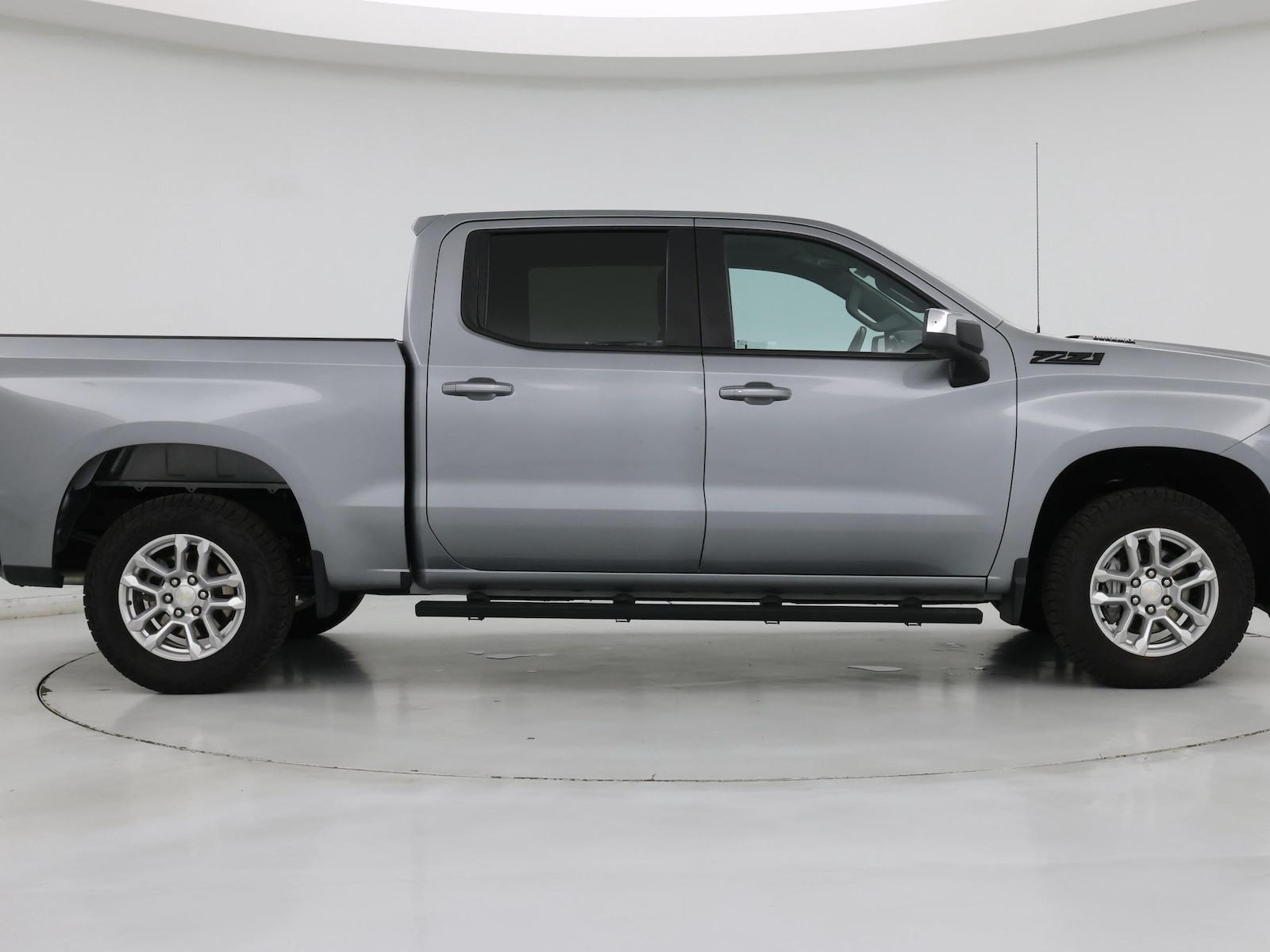 2023 Chevrolet Silverado 1500 LT - Photo 8
