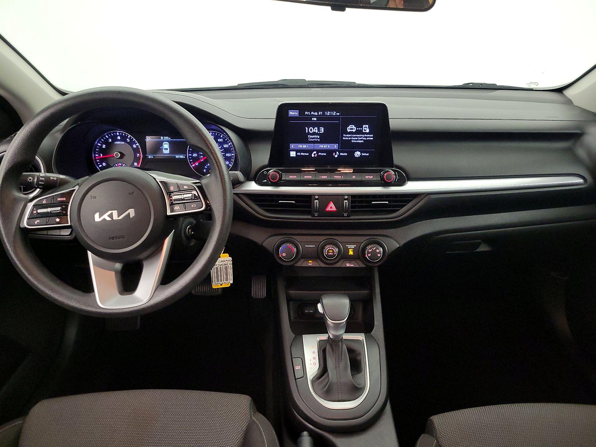 Thumbnail: 2022 Kia Forte - 9