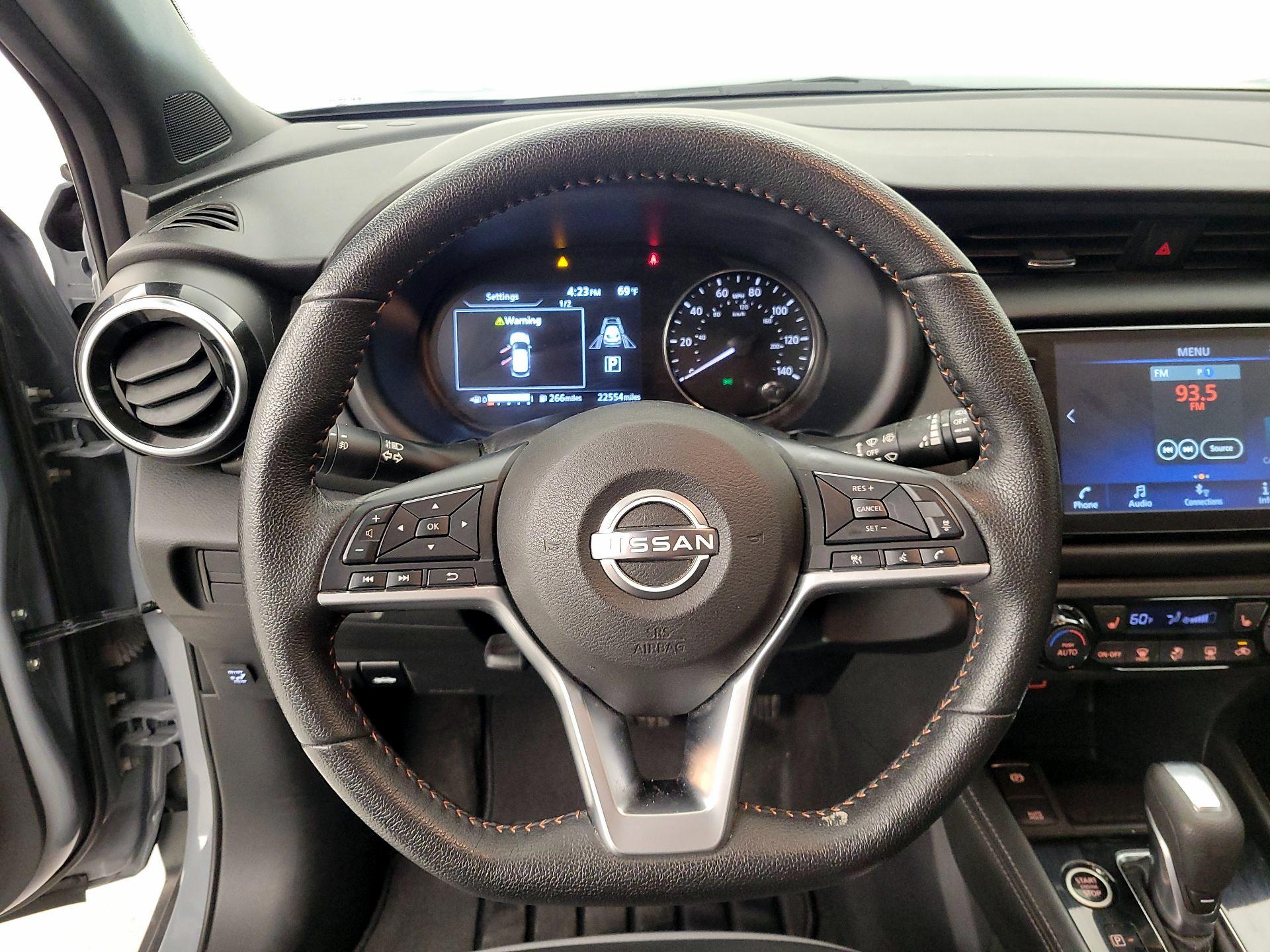 Thumbnail: 2023 Nissan Kicks - 10