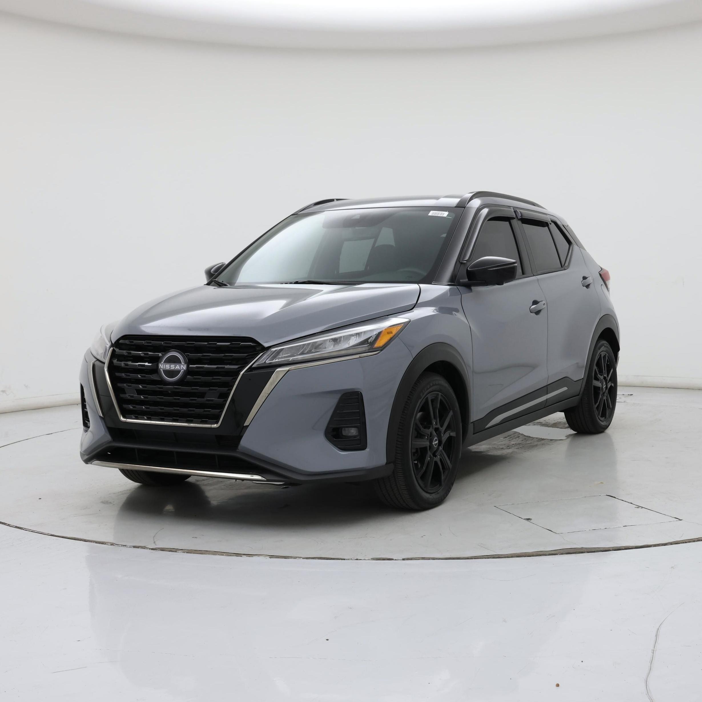Thumbnail: 2023 Nissan Kicks - 4
