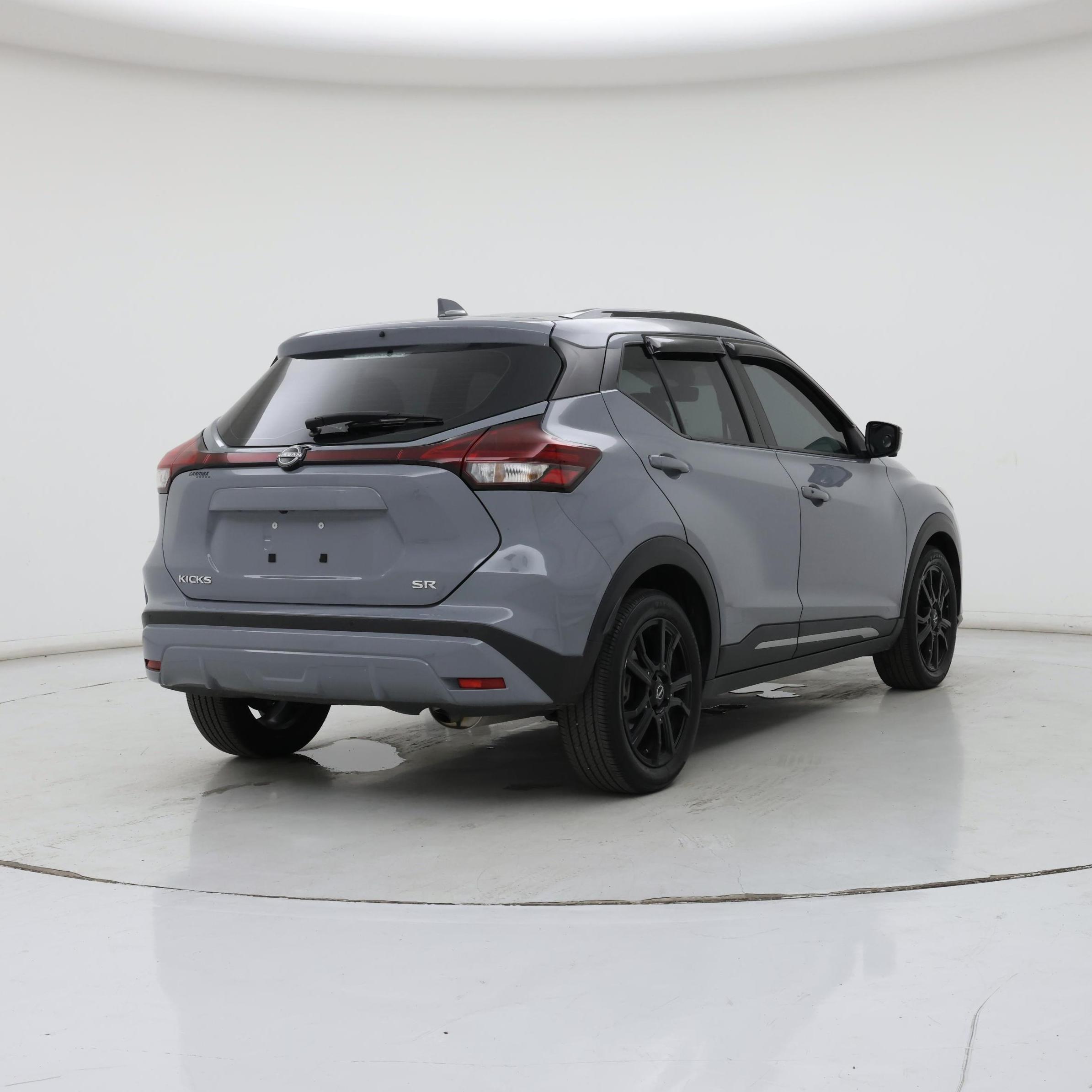 Thumbnail: 2023 Nissan Kicks - 8