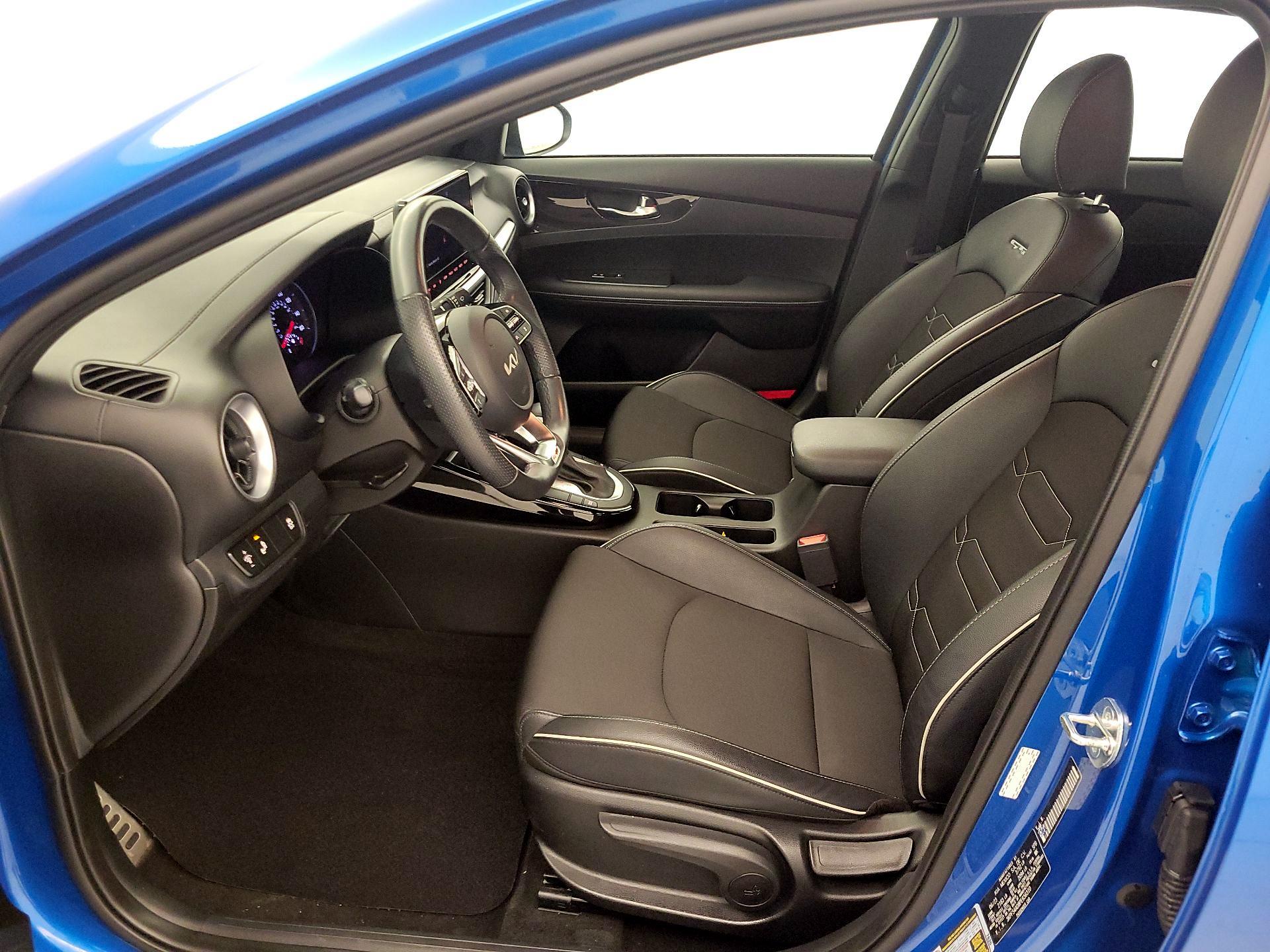 Thumbnail: 2023 Kia Forte - 11