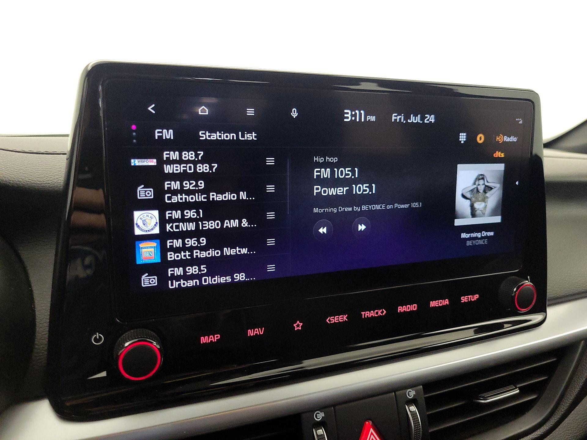 Thumbnail: 2023 Kia Forte - 16
