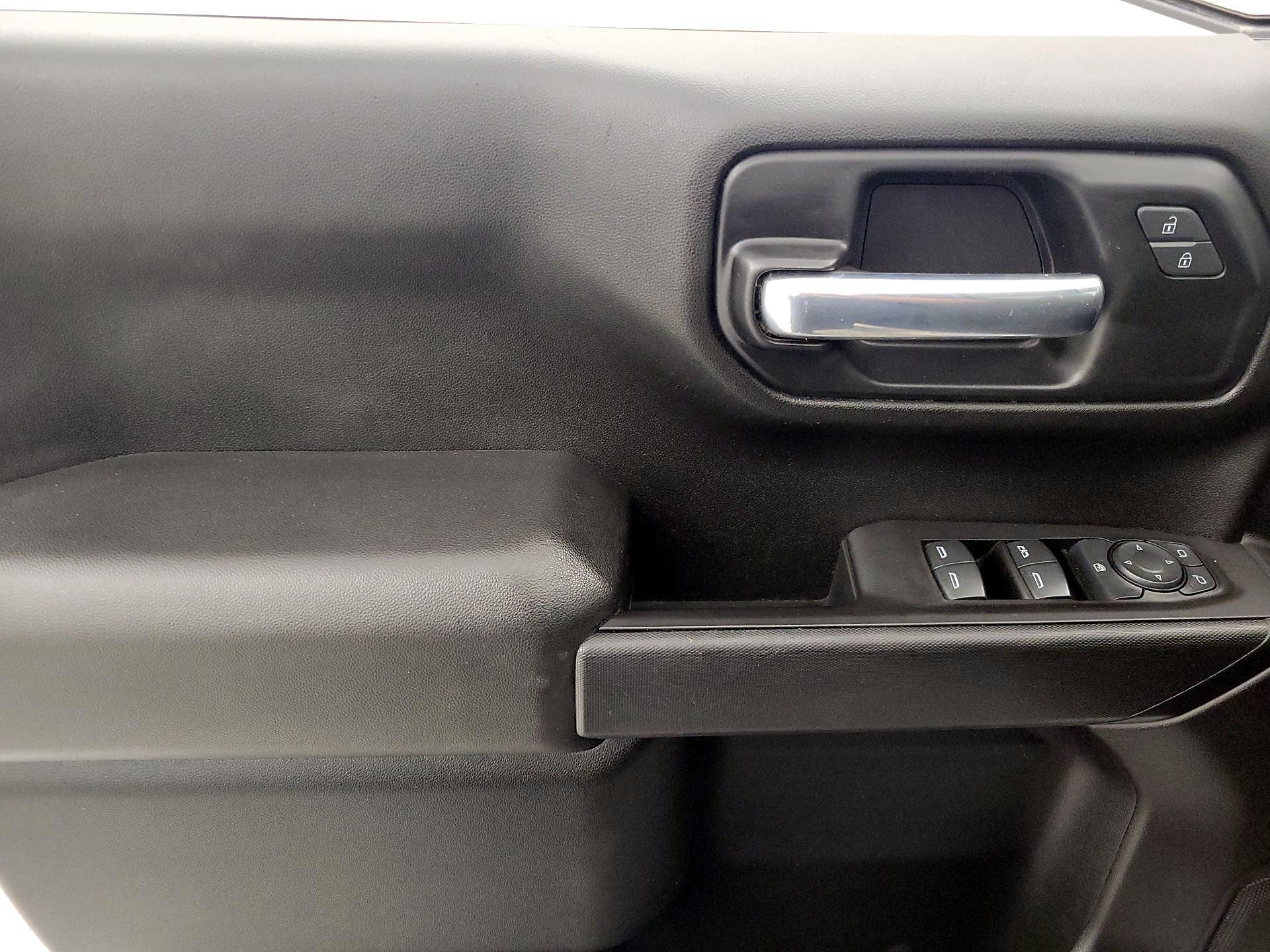 Thumbnail: 2021 Chevrolet Silverado 1500 - 12