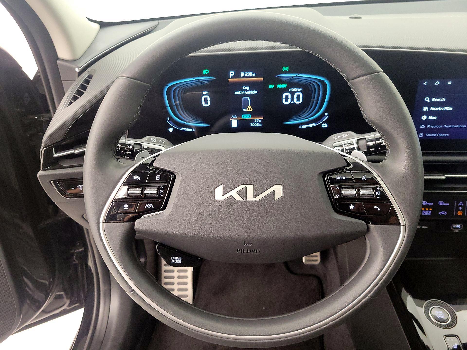Thumbnail: 2024 Kia Niro - 10