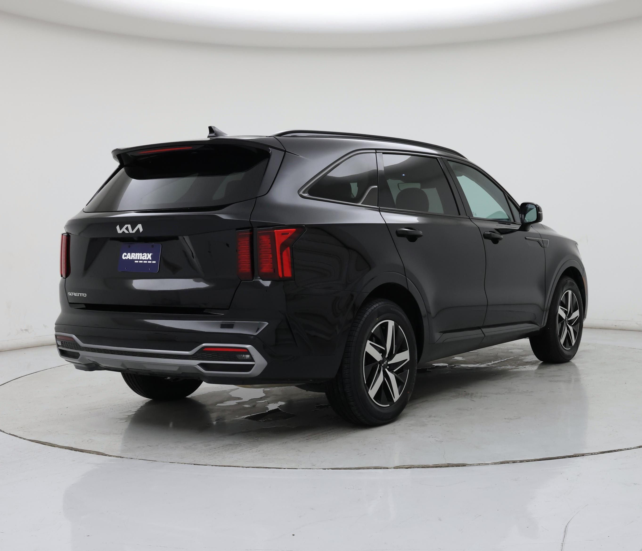 Thumbnail: 2023 Kia Sorento - 8