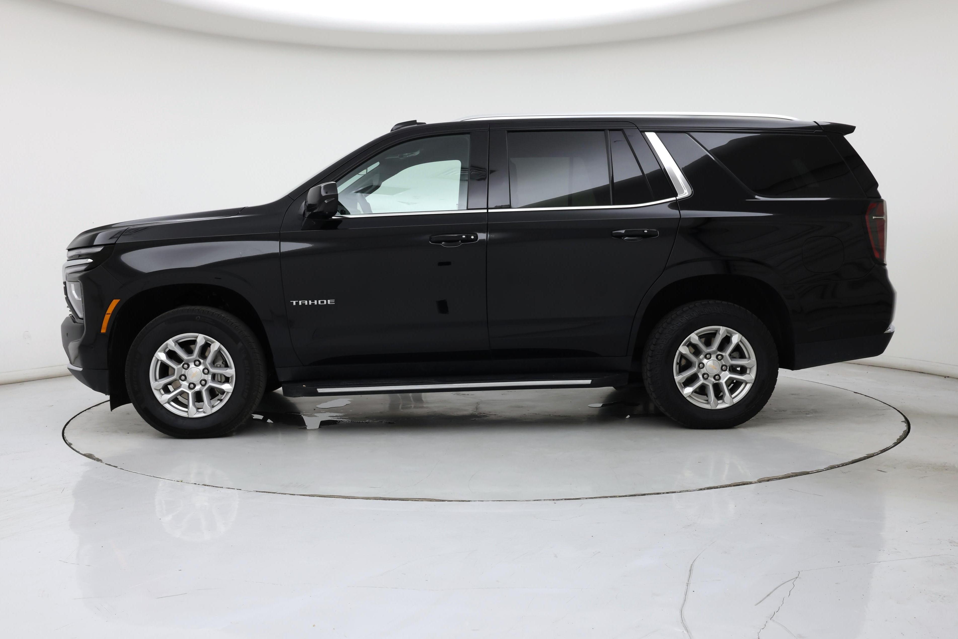 Thumbnail: 2025 Chevrolet Tahoe - 3