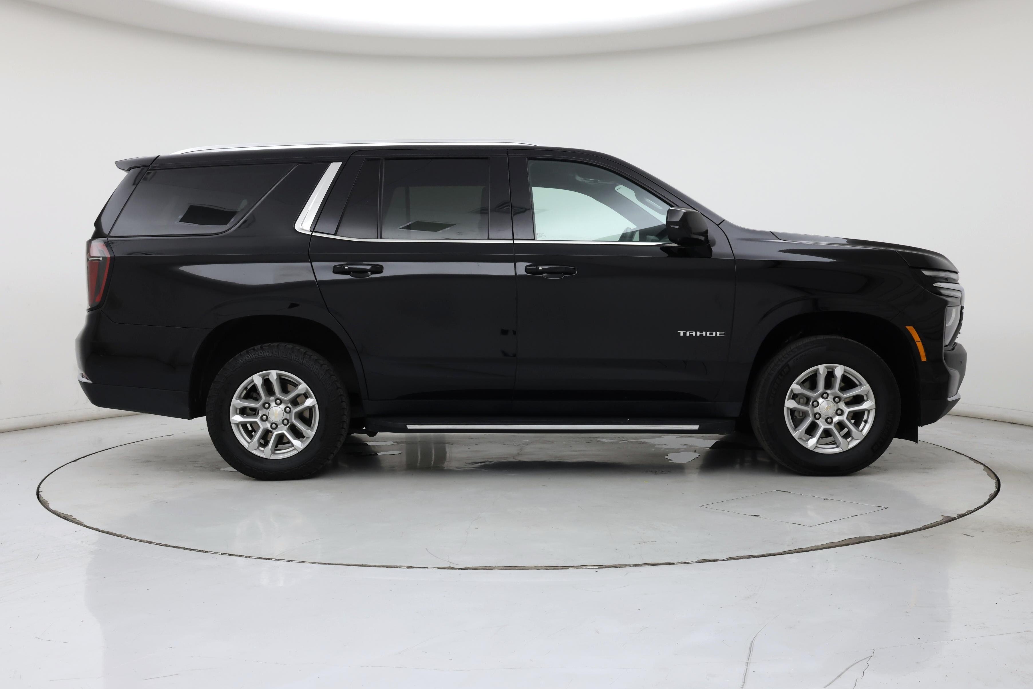 Thumbnail: 2025 Chevrolet Tahoe - 7