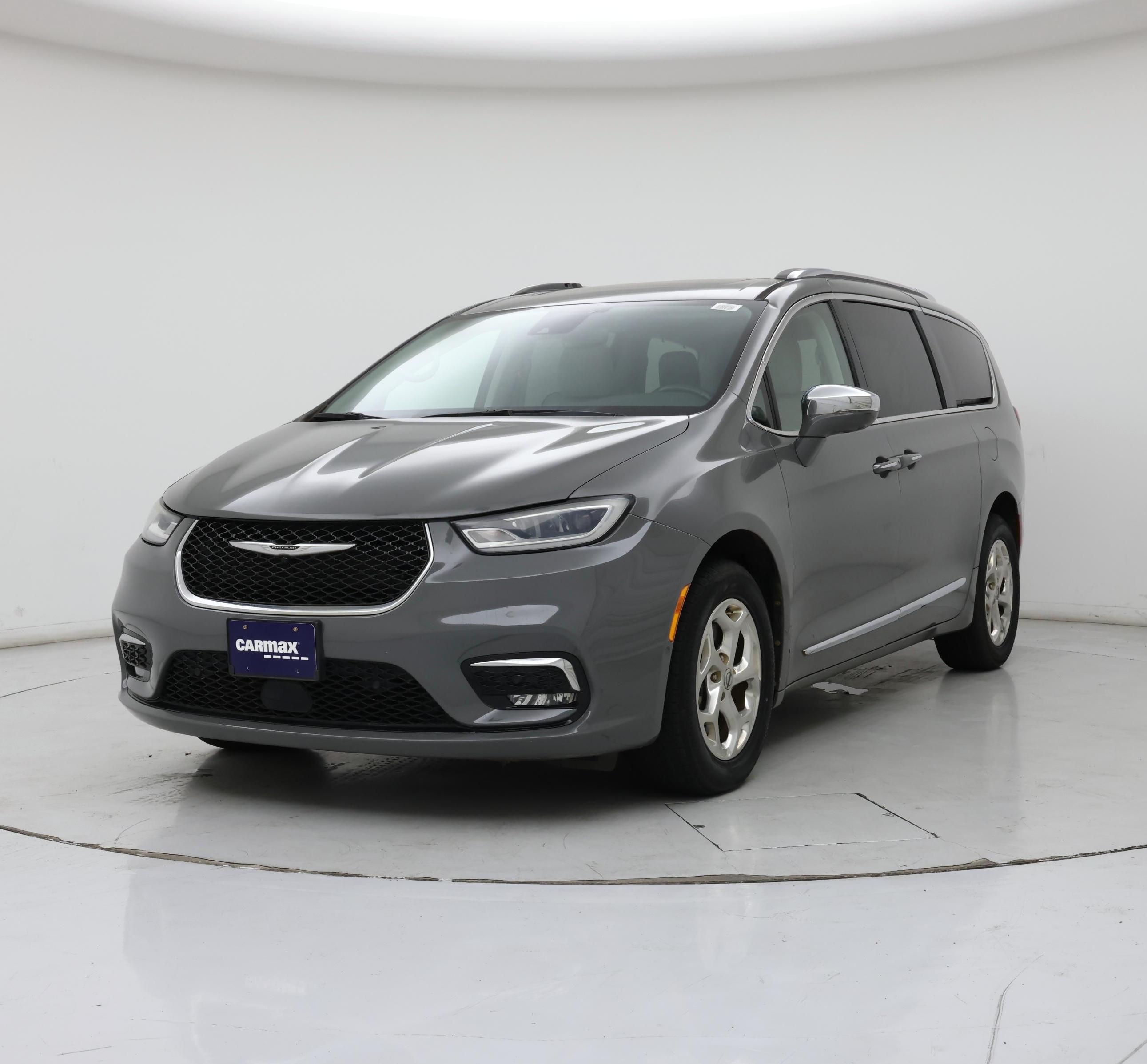 Thumbnail: 2021 Chrysler Pacifica - 4